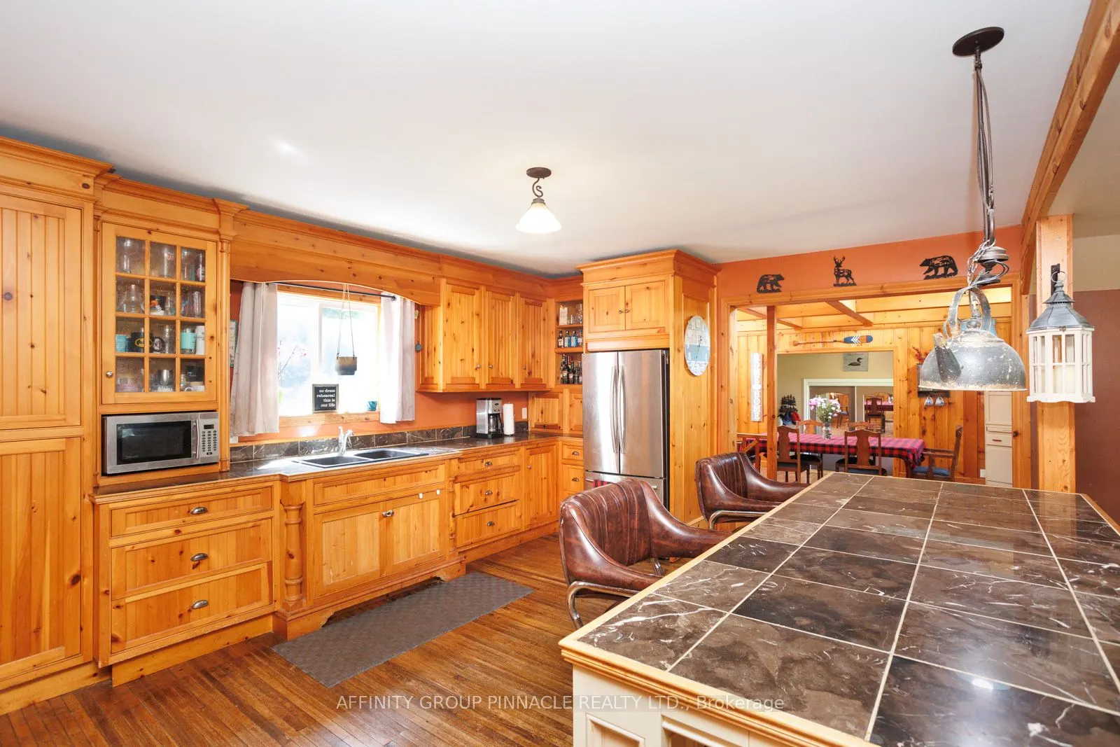 3462 Monck Road