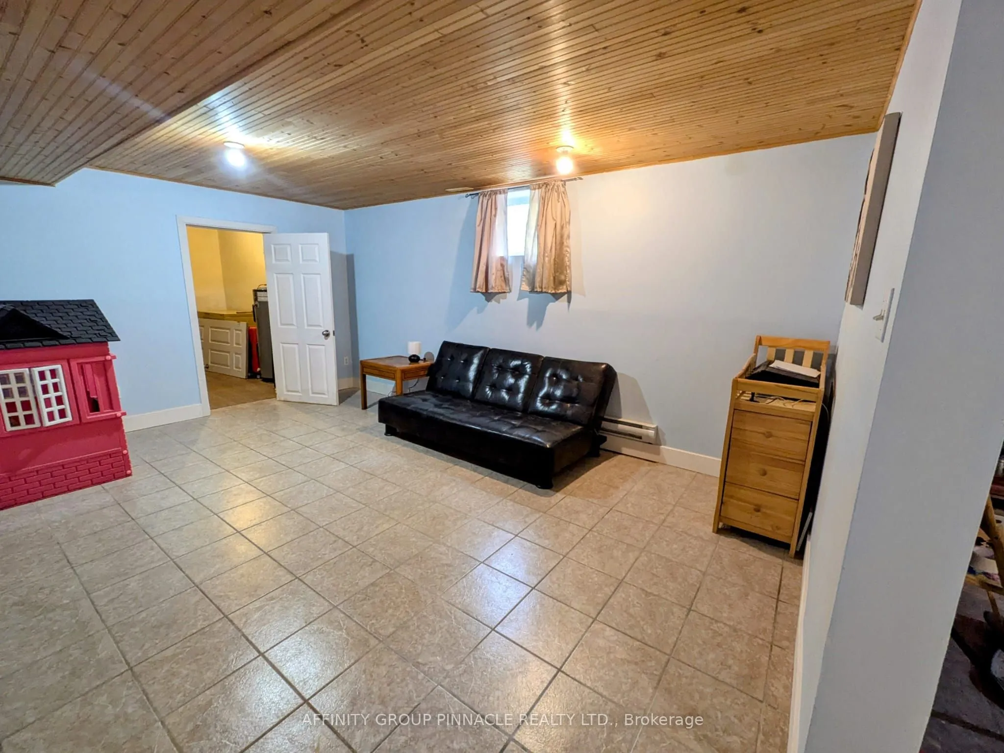 3462 Monck Road