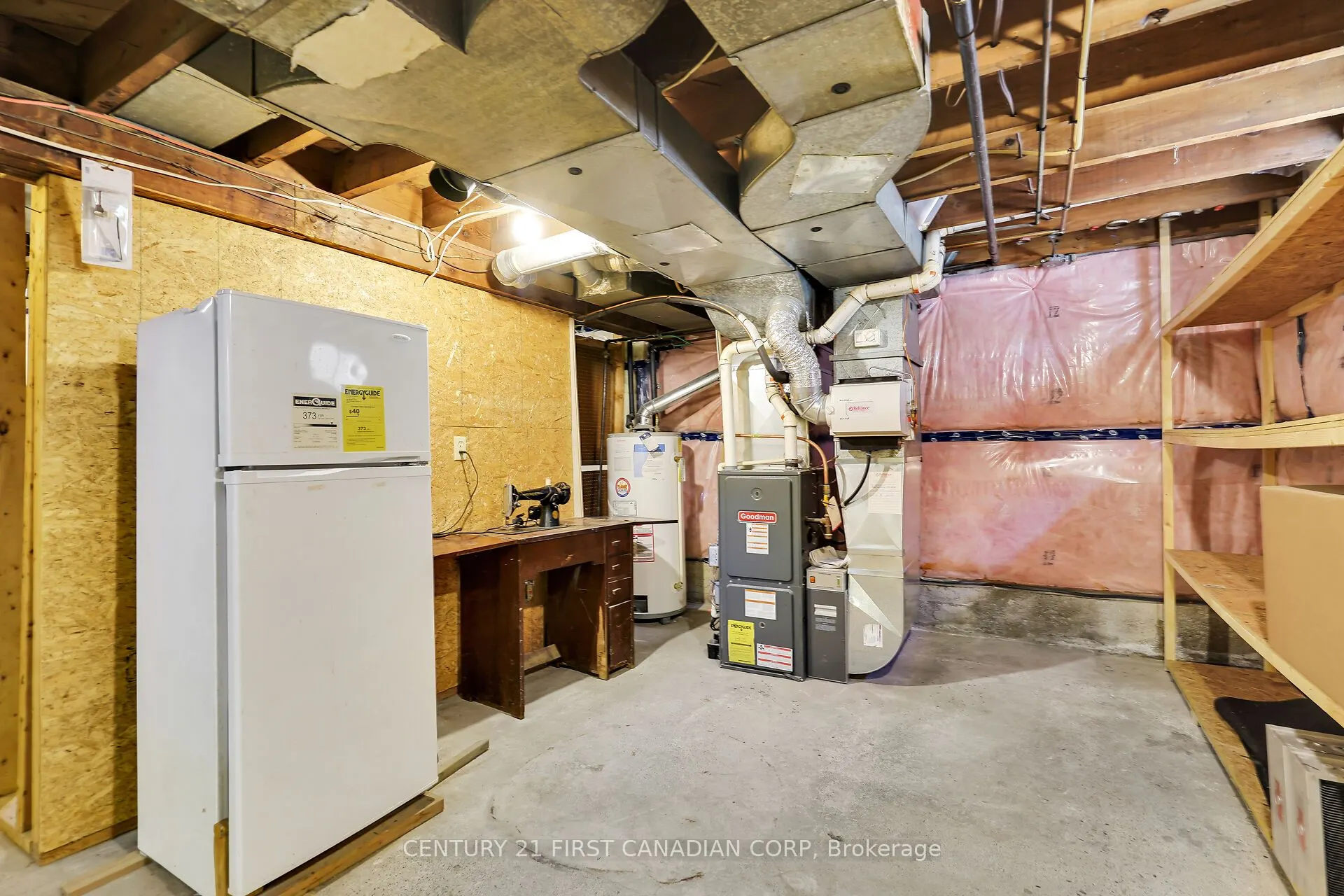 42 Briscoe Street E