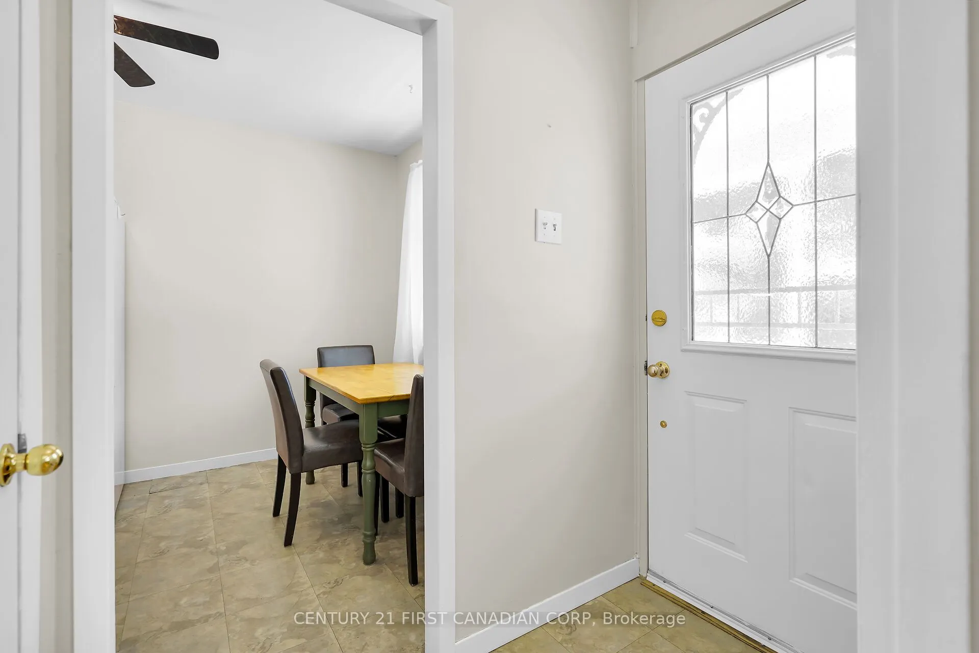 42 Briscoe Street E