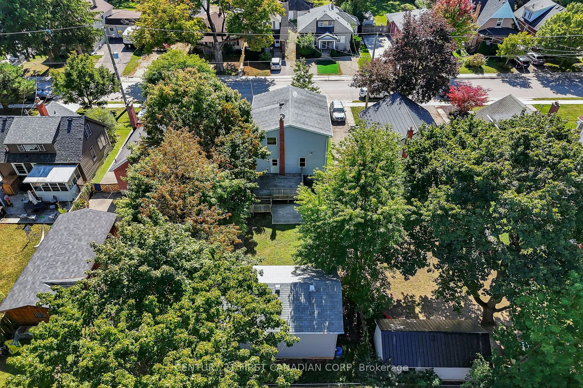 42 Briscoe Street E