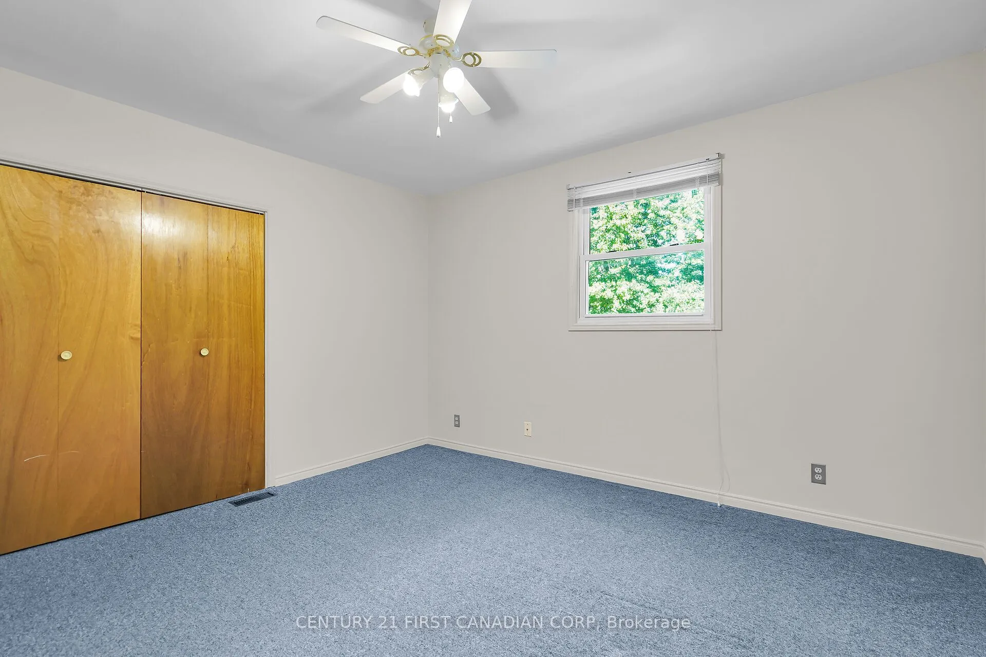 42 Briscoe Street E