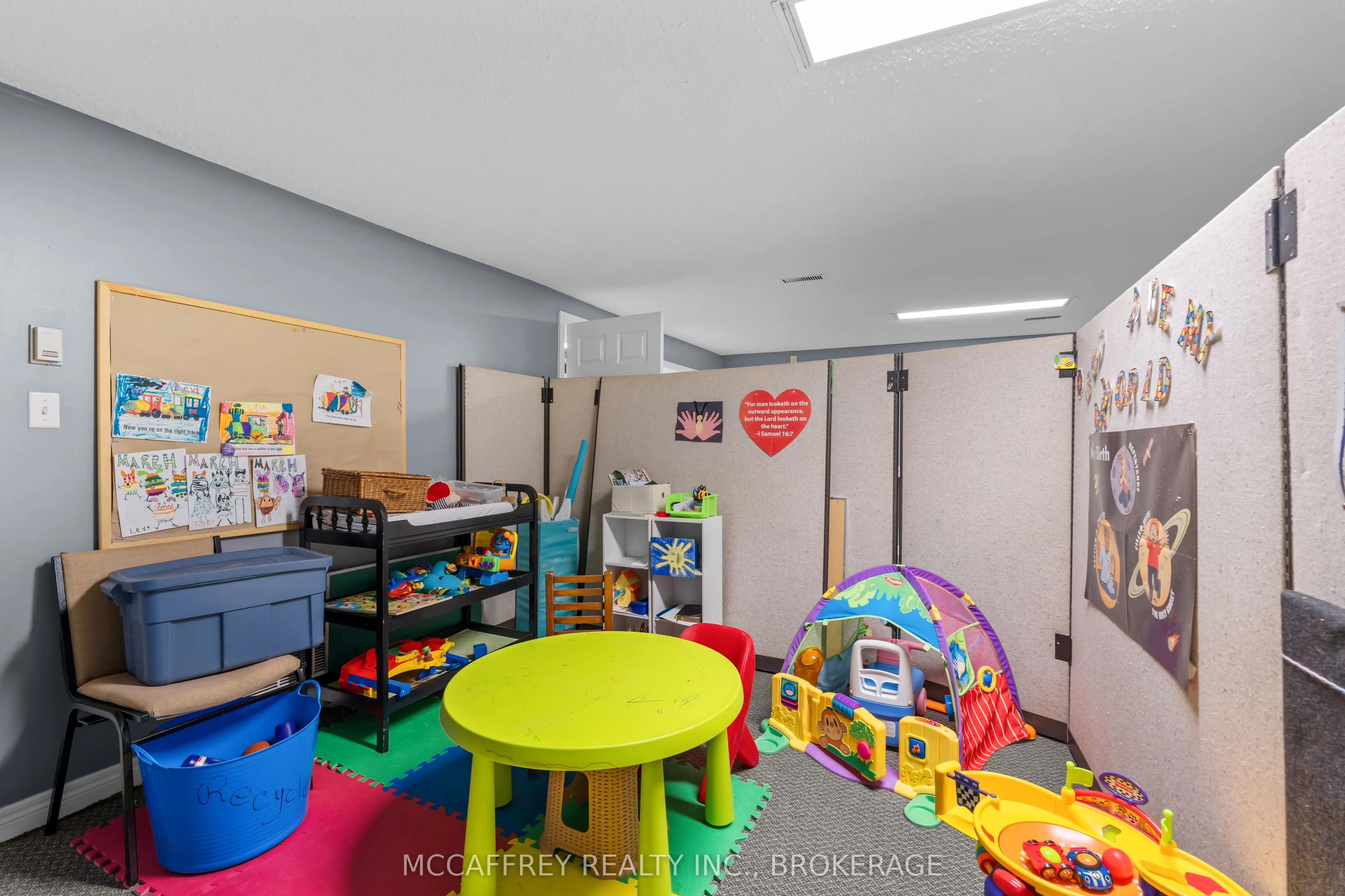 4 Neely Street