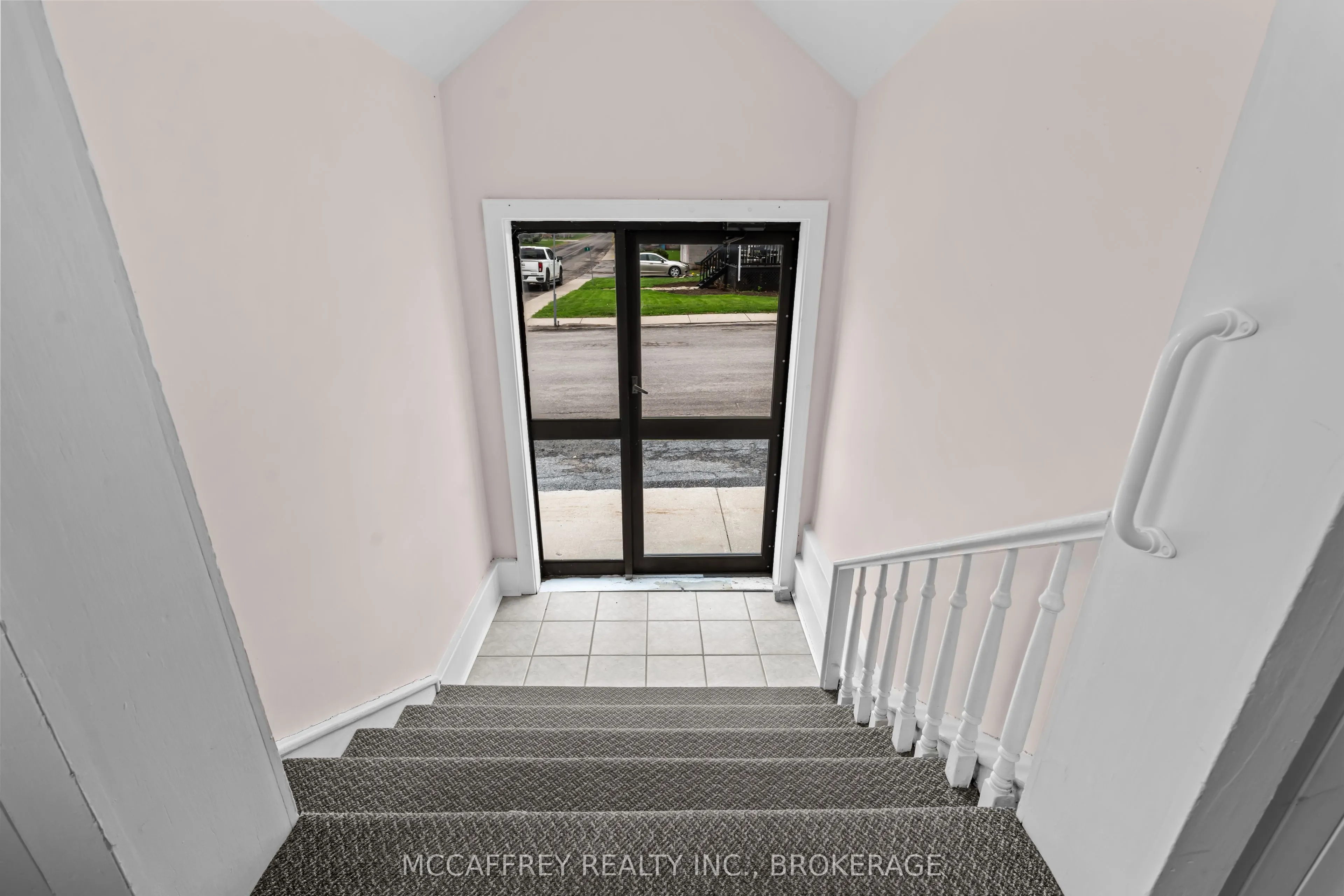 4 Neely Street