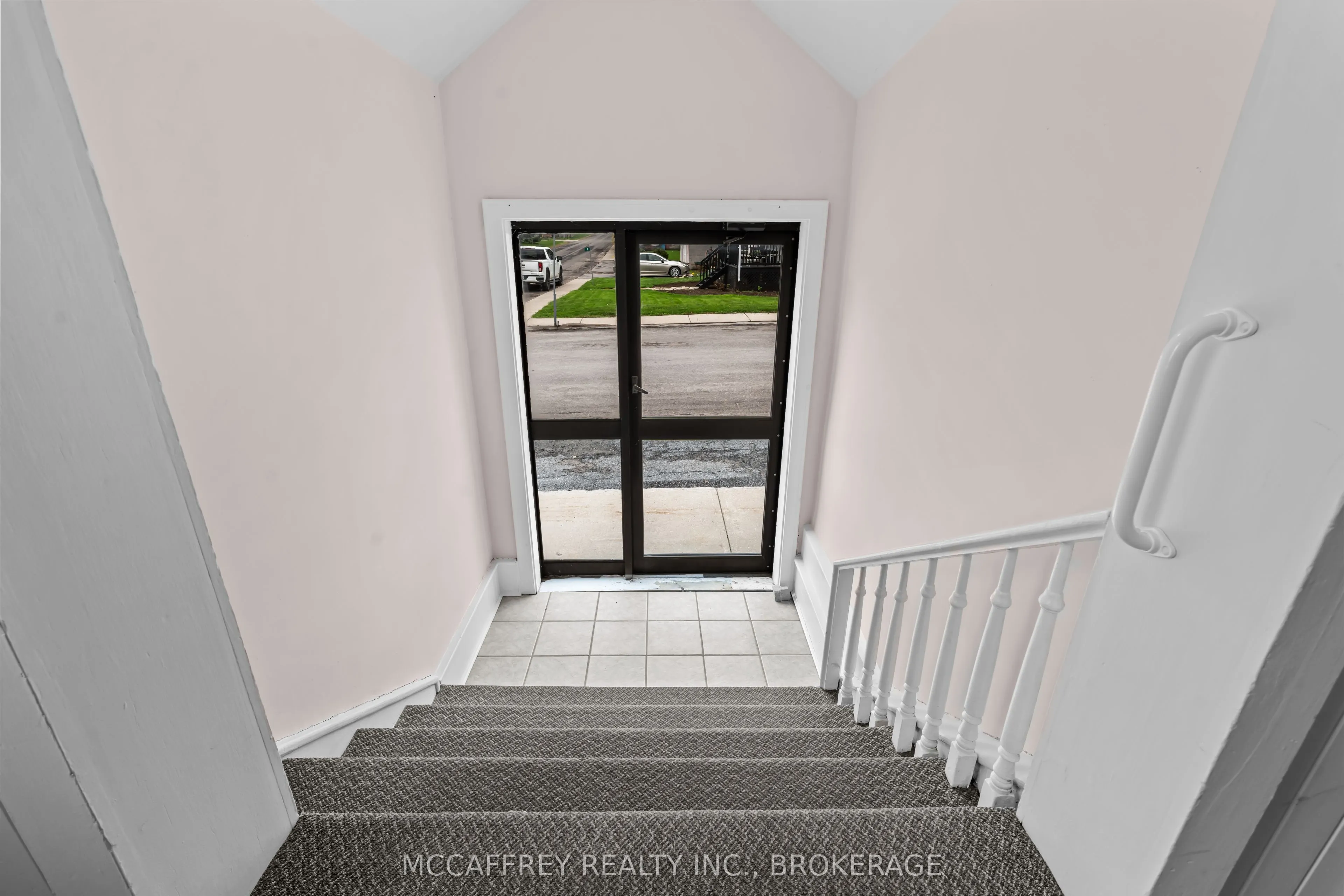 4 Neely Street