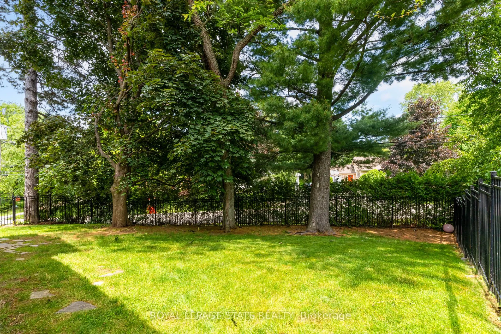 175 Oakhill Place