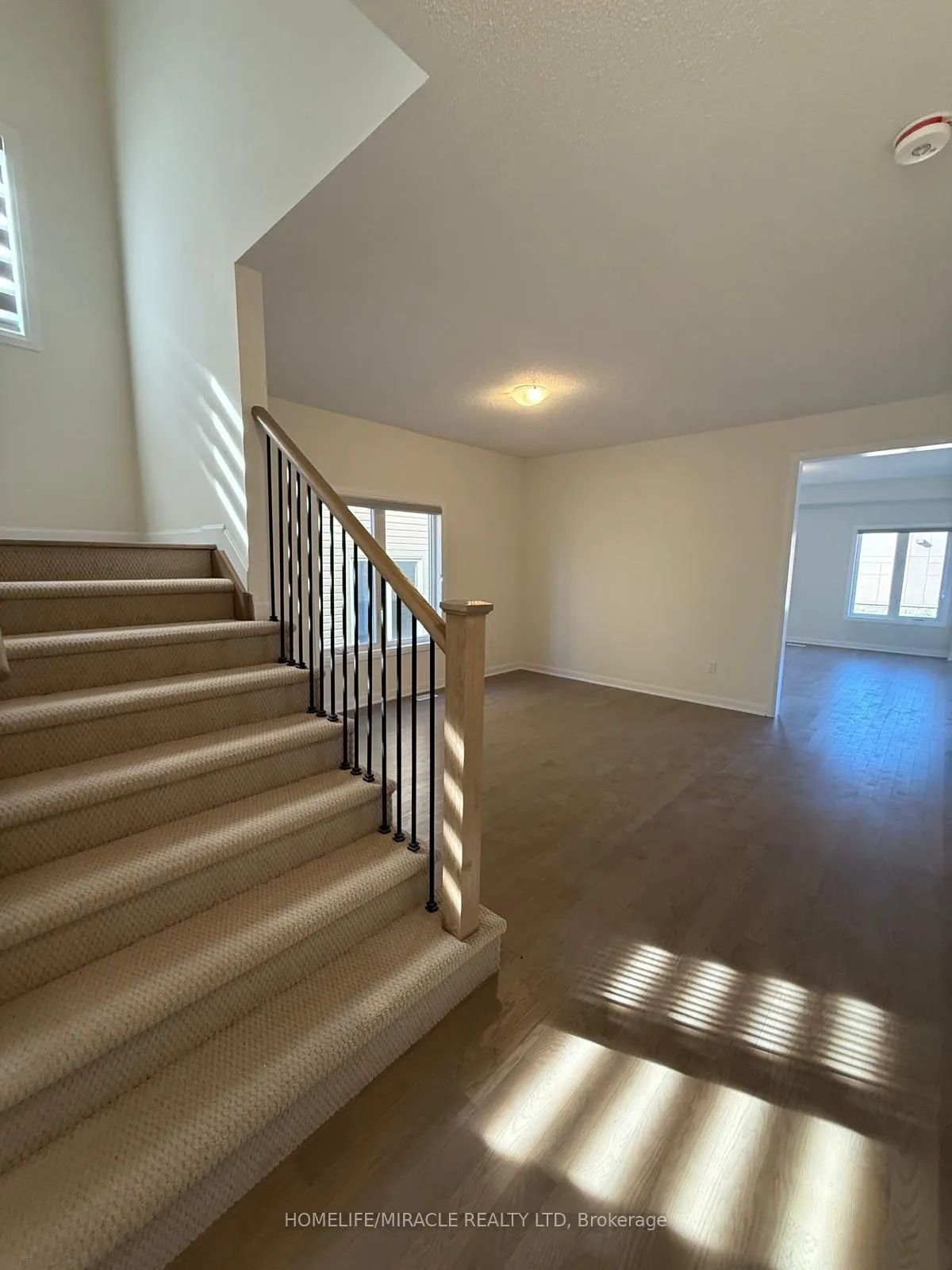 109 Windermere Boulevard