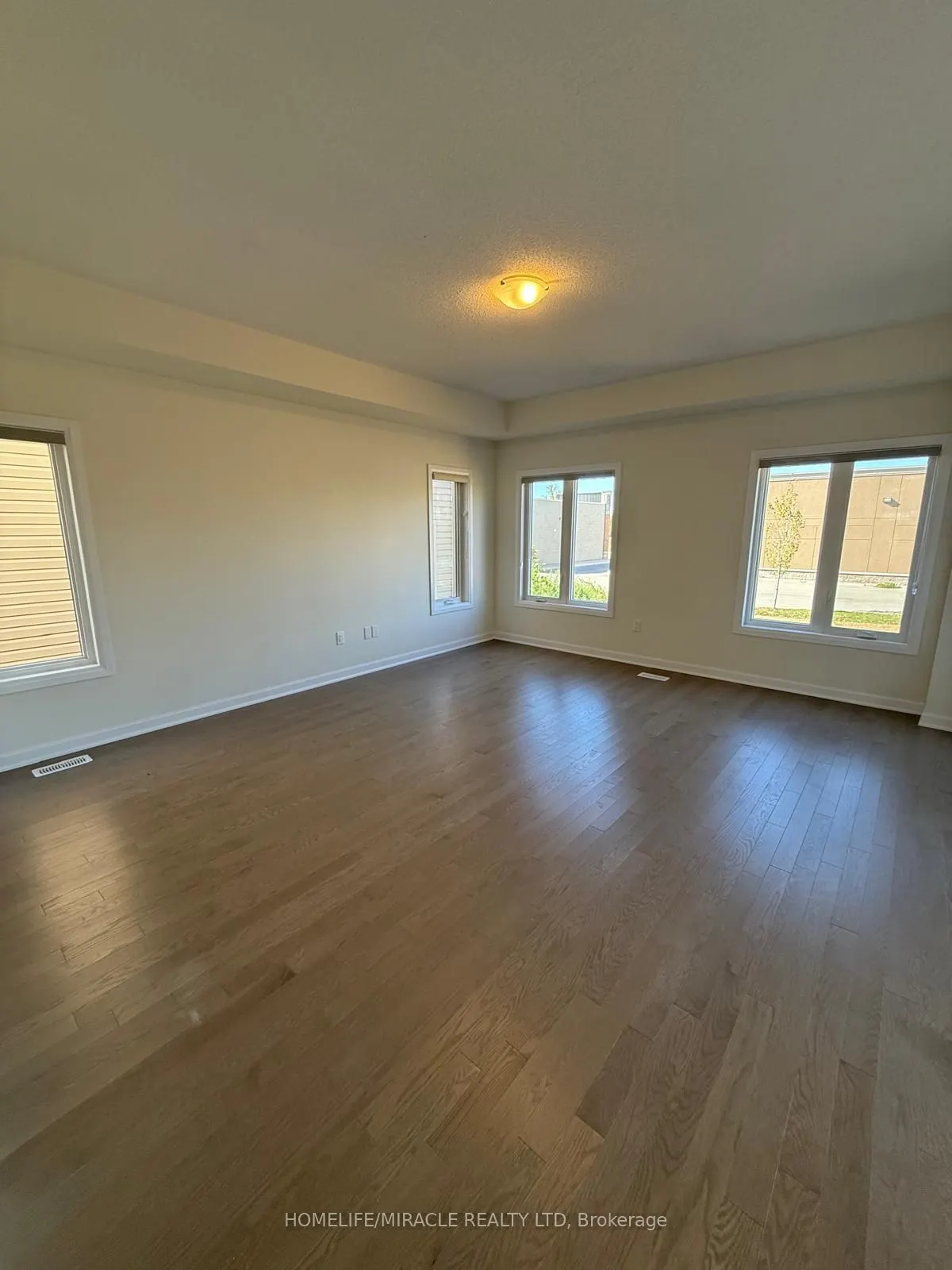 109 Windermere Boulevard