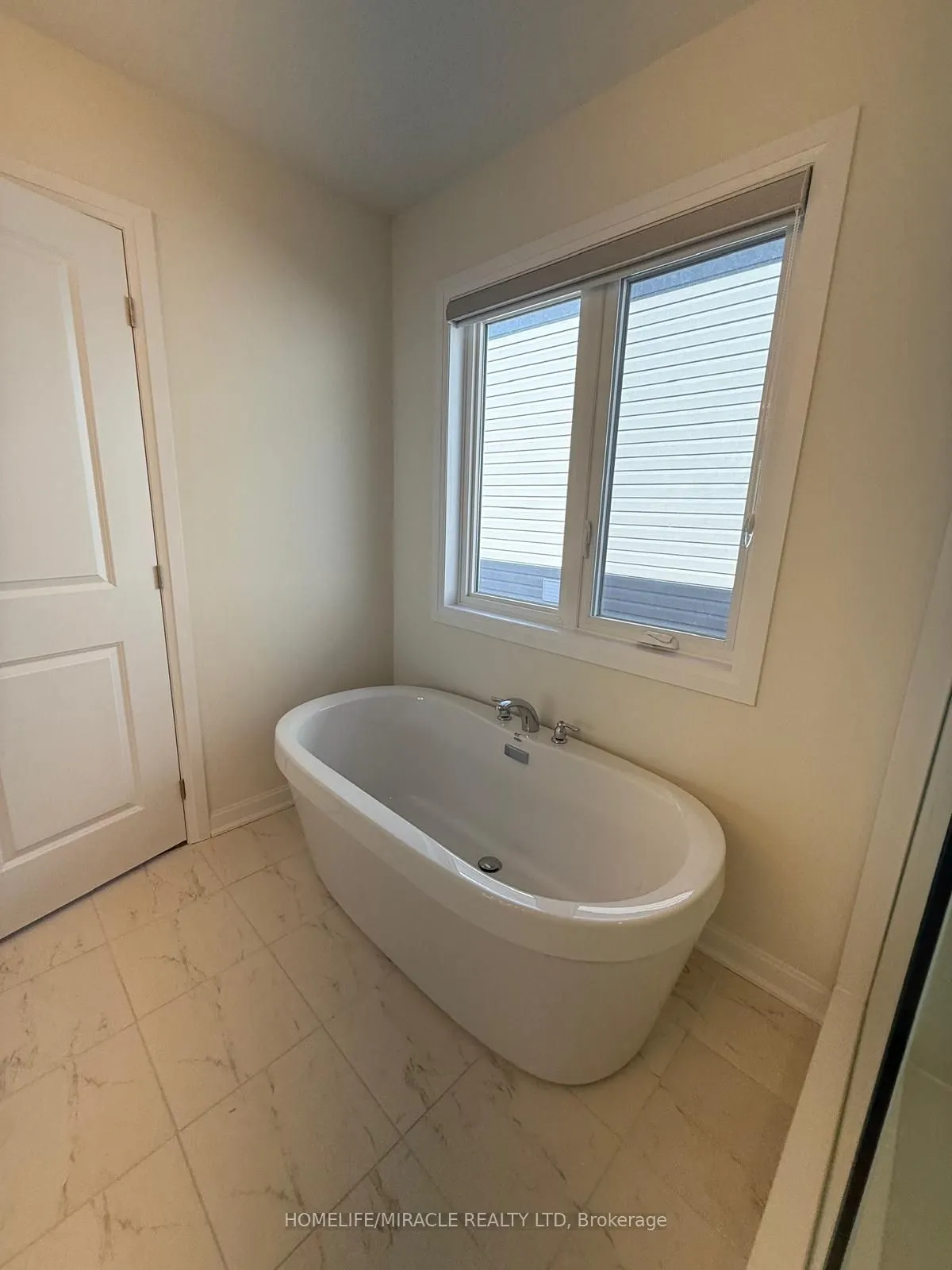 109 Windermere Boulevard