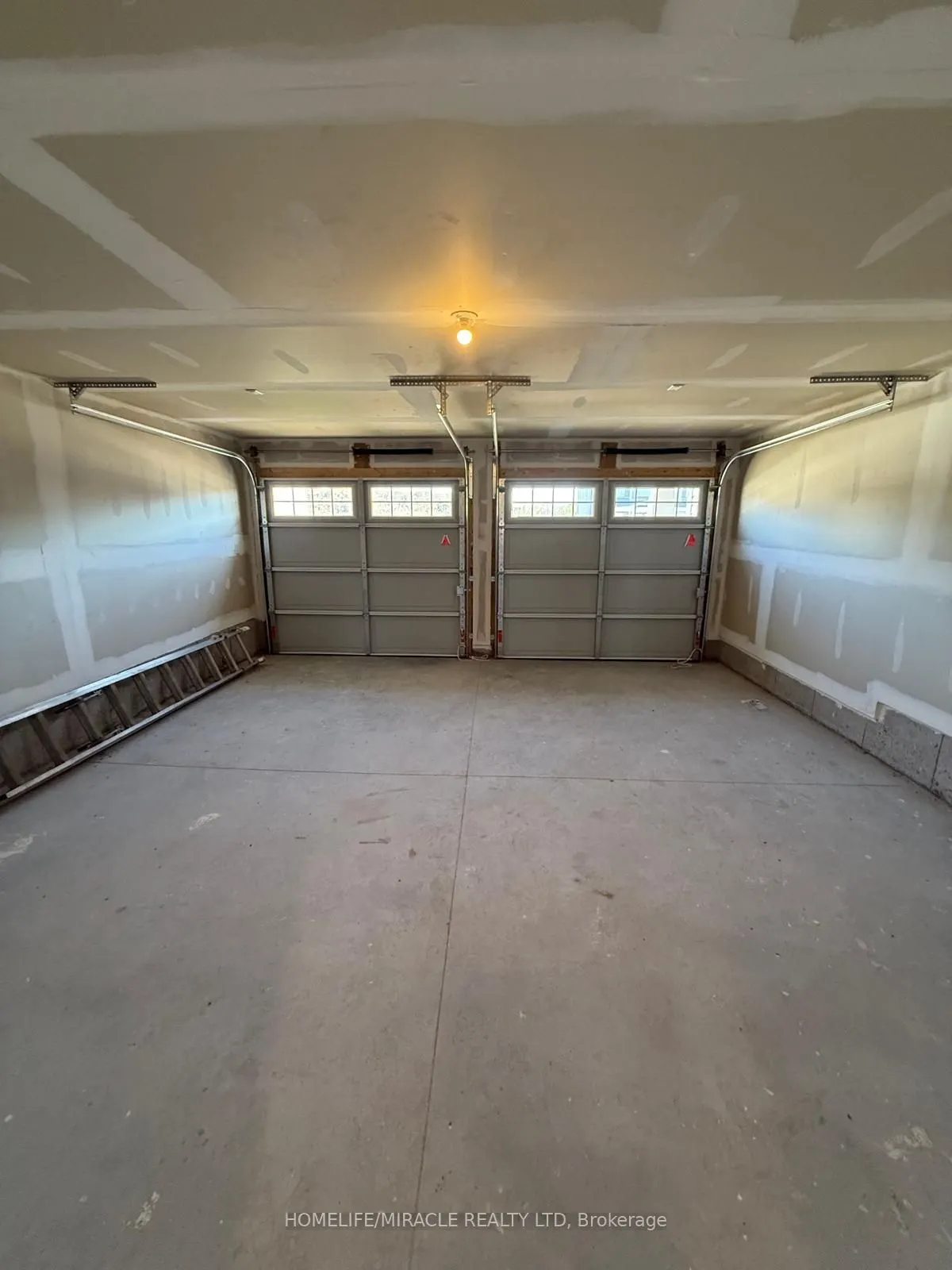 109 Windermere Boulevard