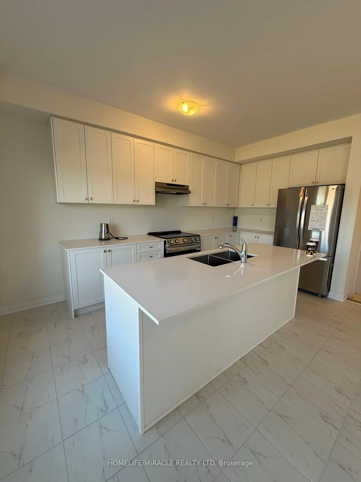 109 Windermere Boulevard