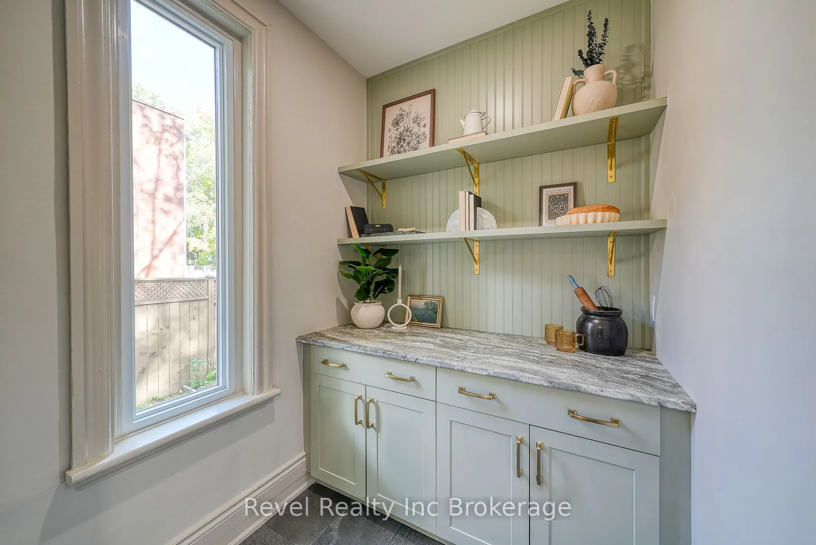 116 Vansittart Avenue