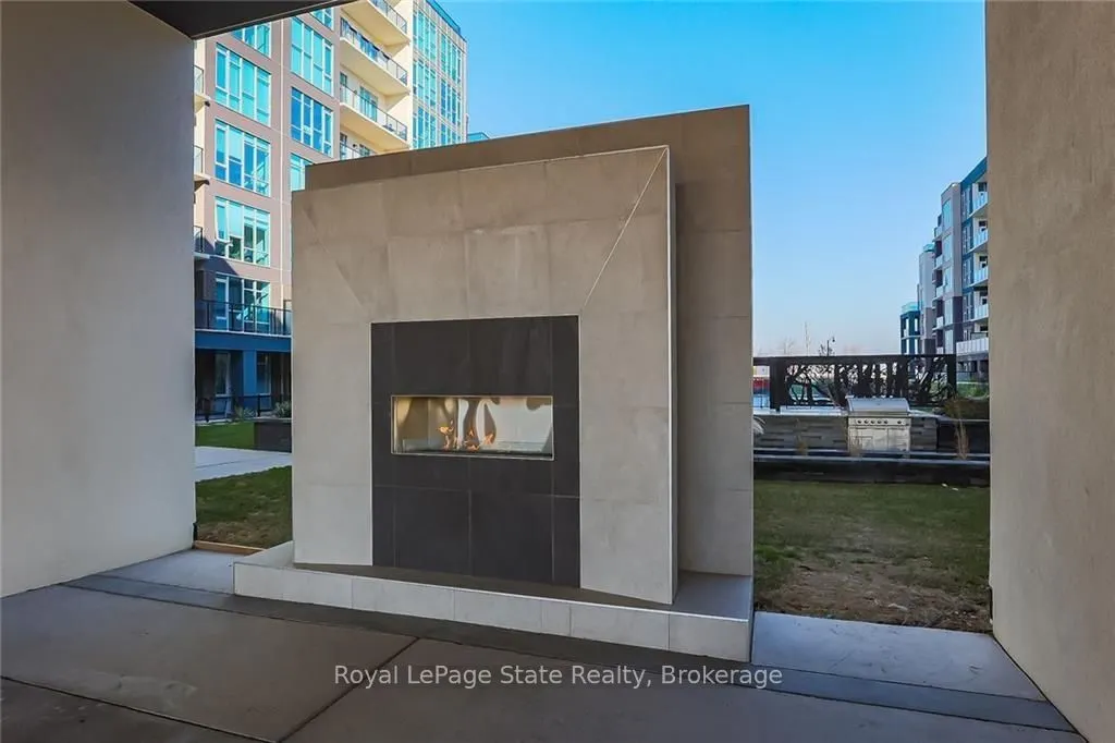 16 Concord Place, #214