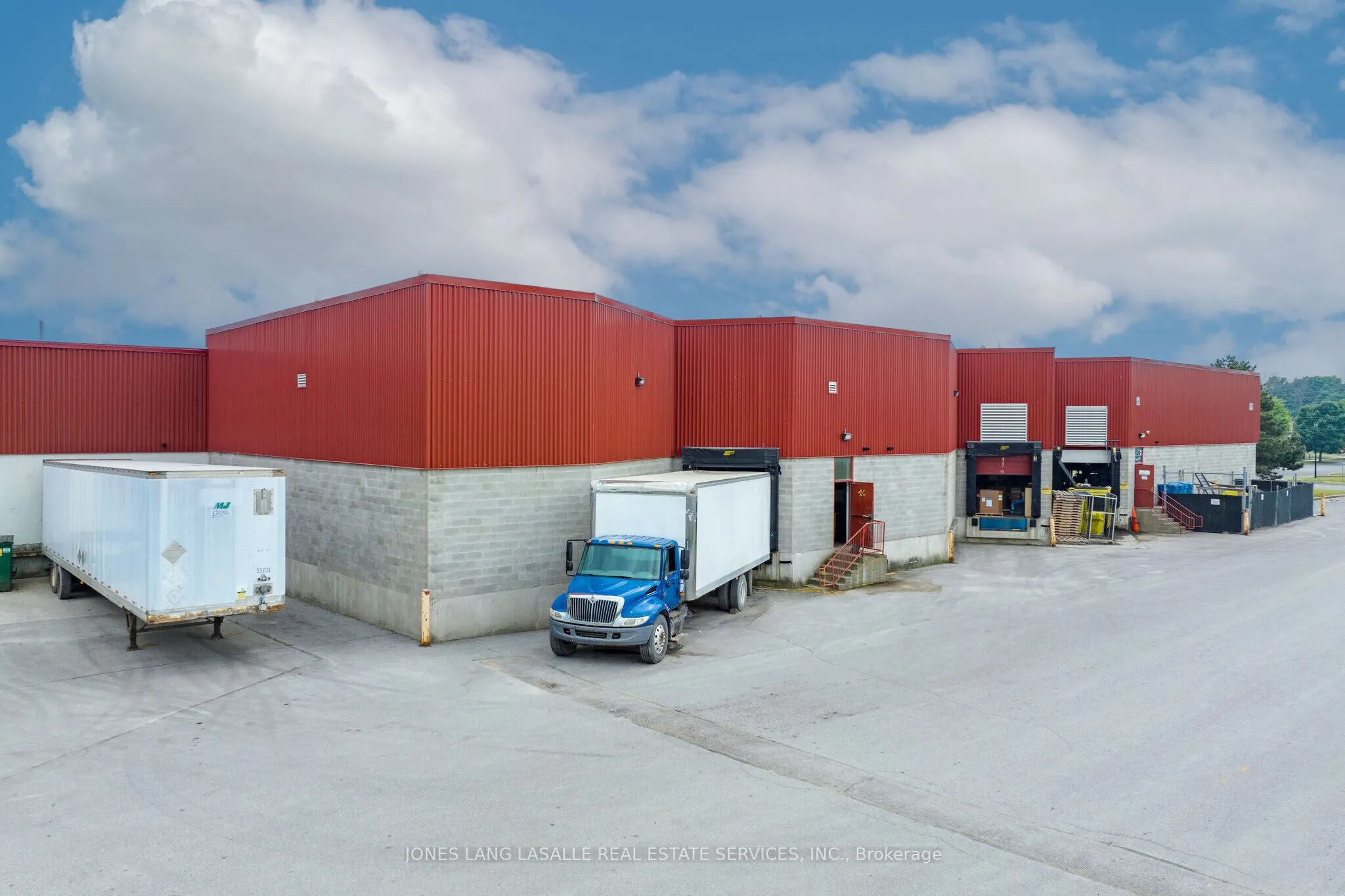 210 Willmott Street, #4