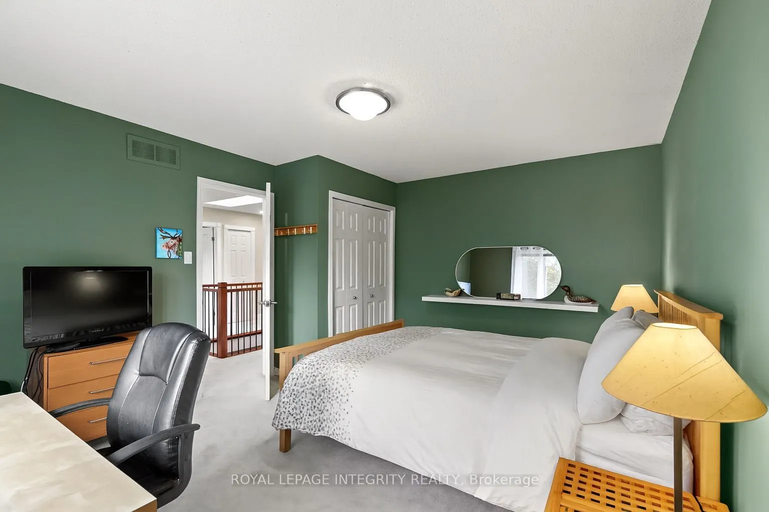 6 Marchbrook Circle