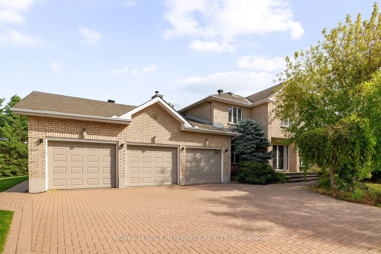 6 Marchbrook Circle