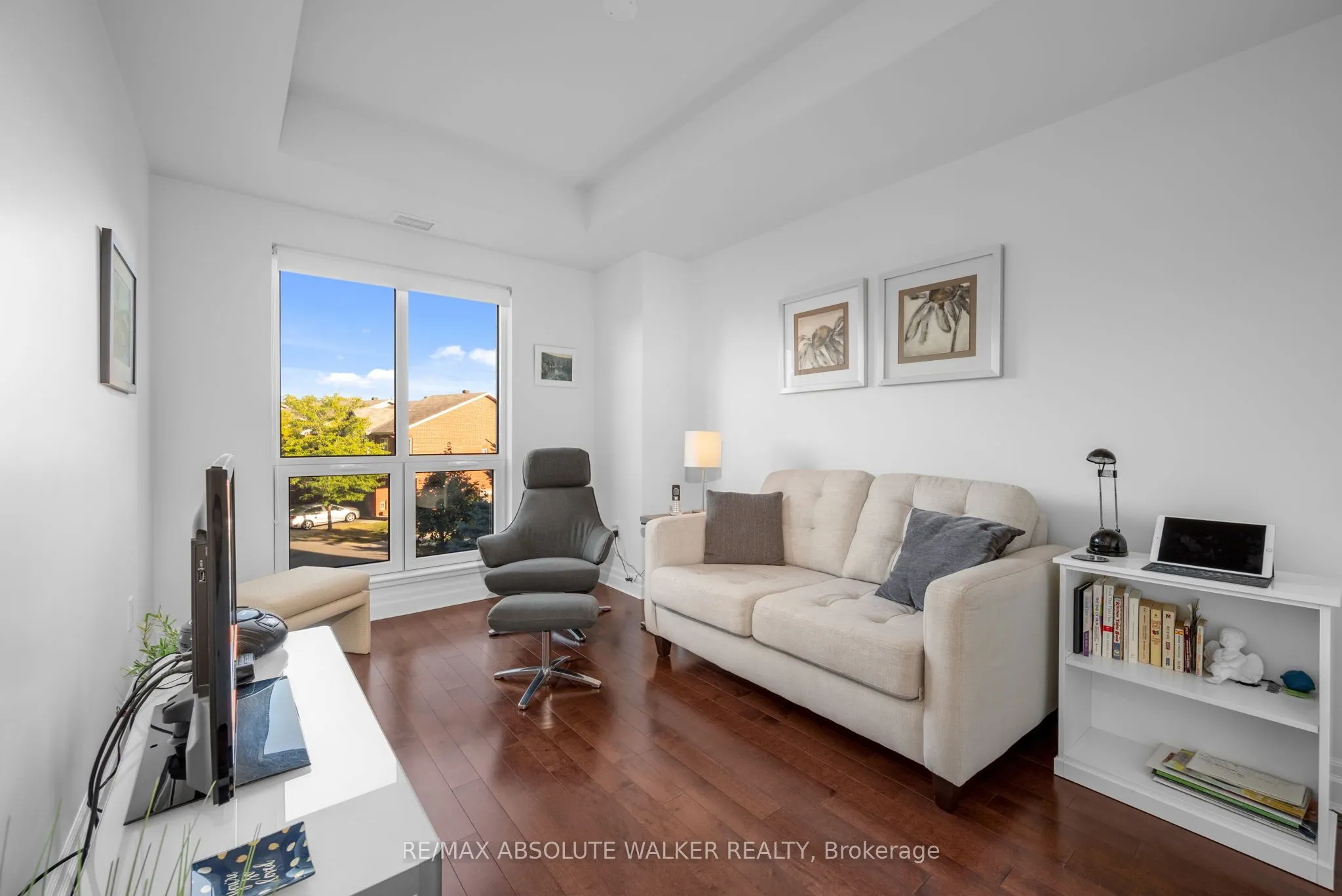 90 Landry Street, #207