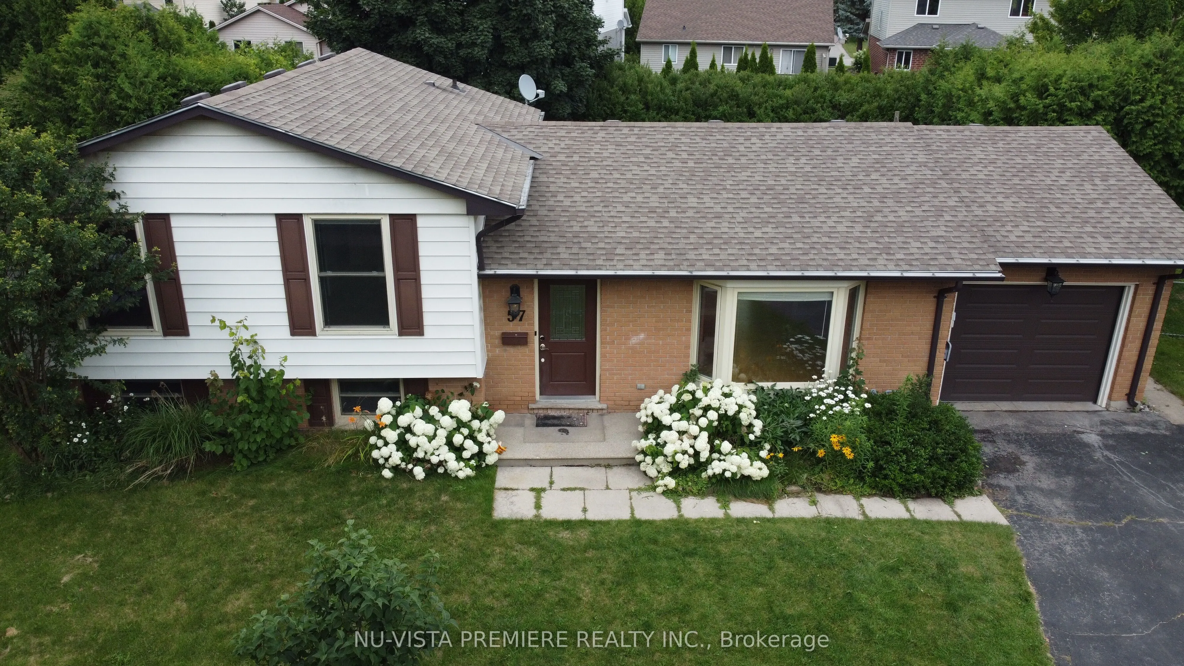 57 McTaggart Crescent