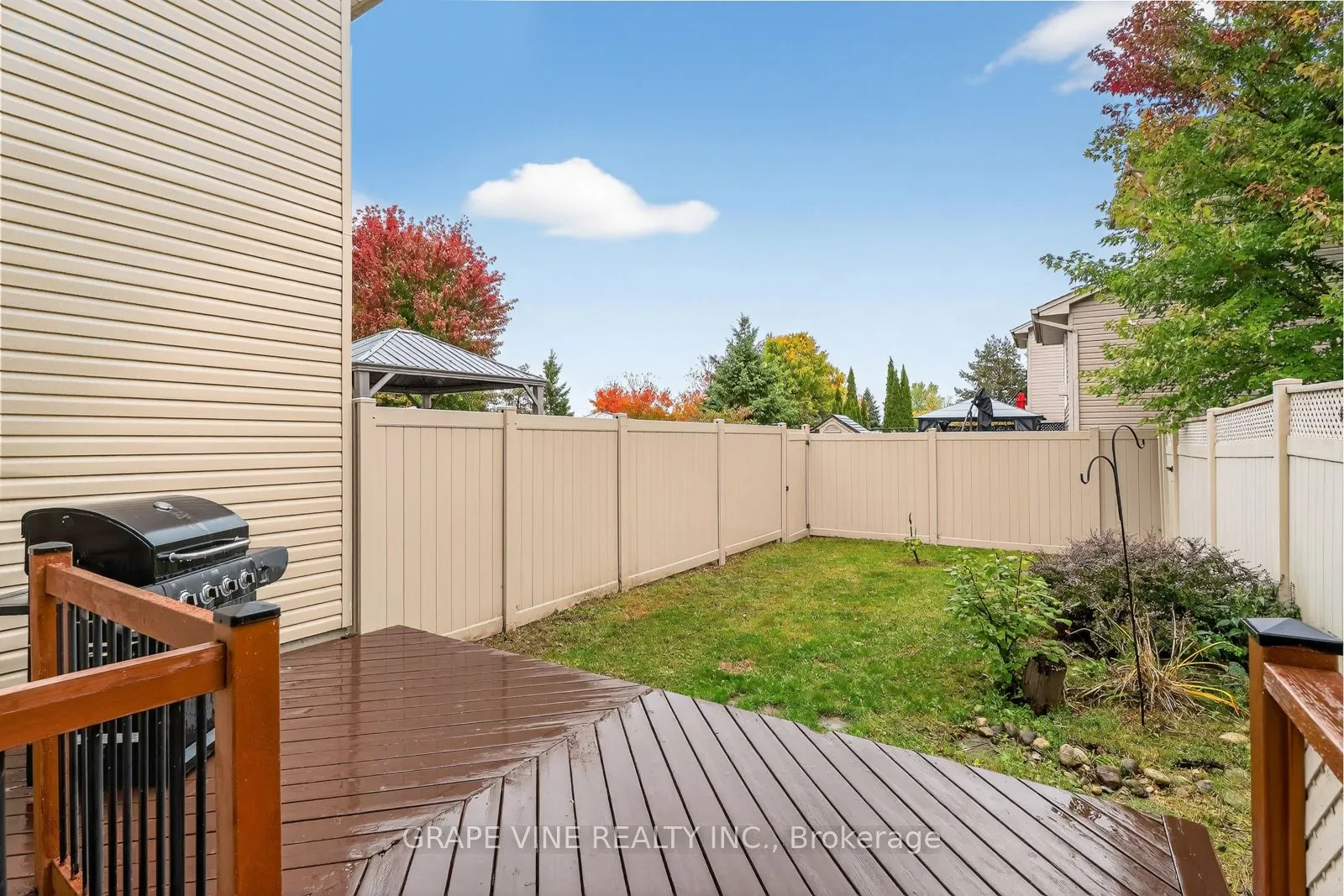16 Cedar Valley Drive