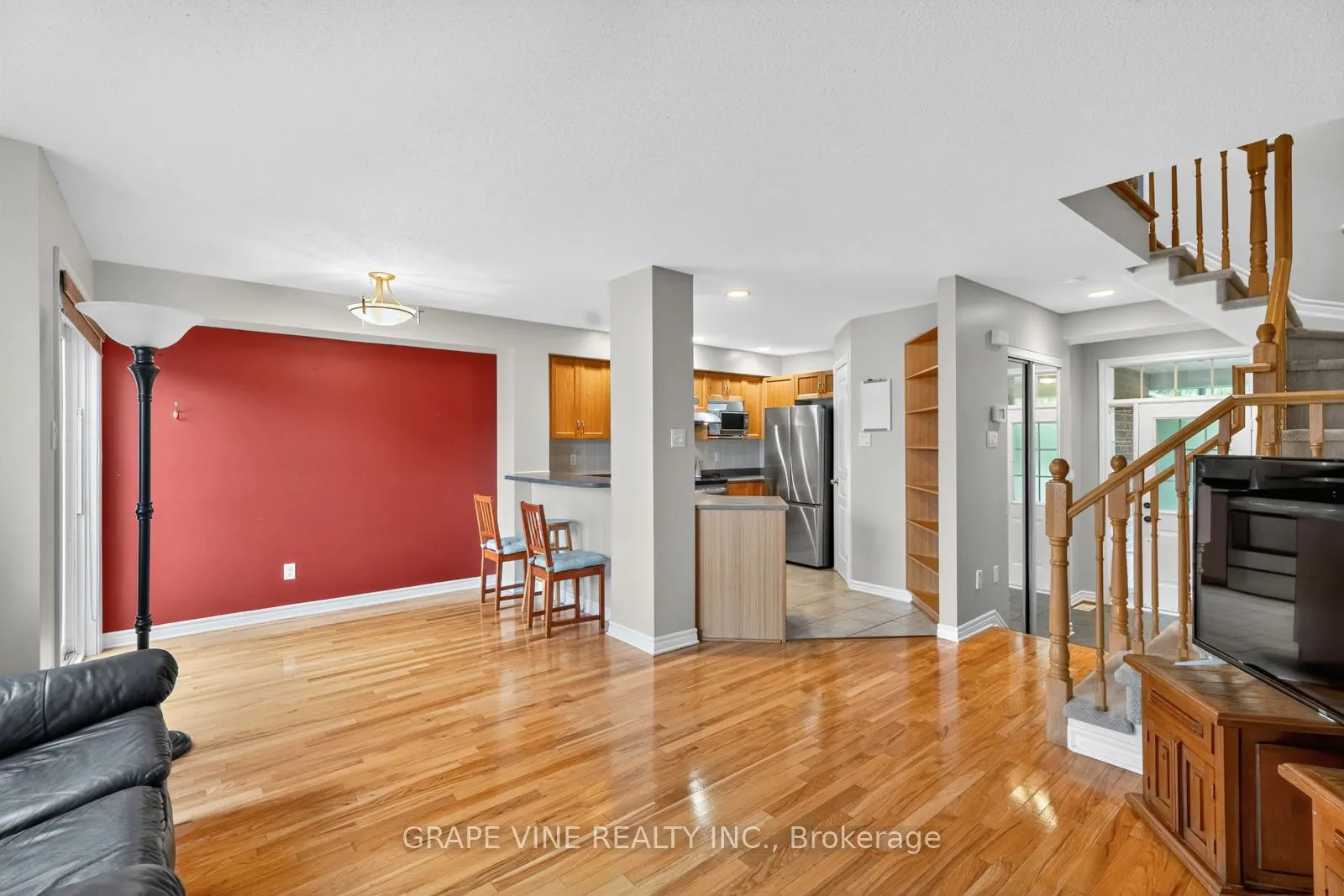 16 Cedar Valley Drive