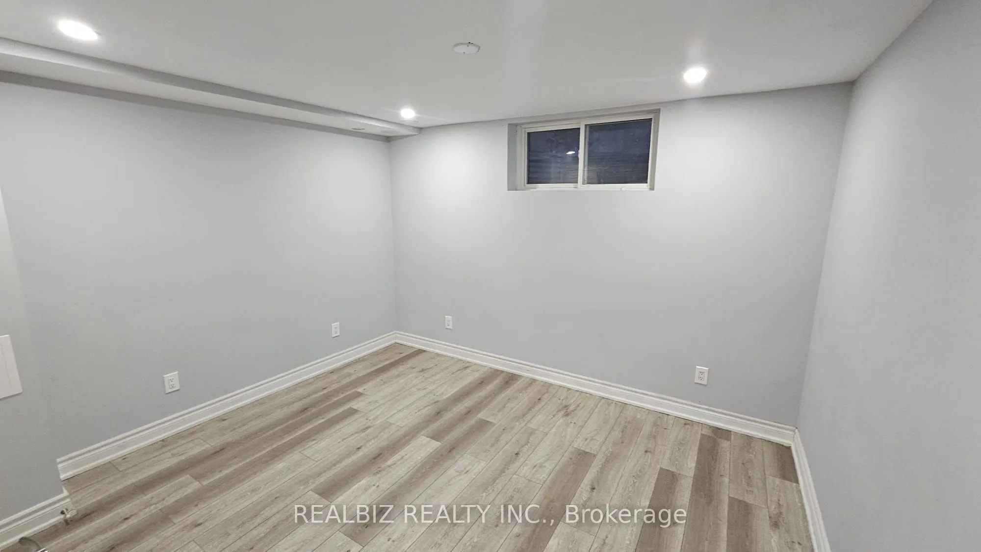 214 Main Street E, #Lower Level