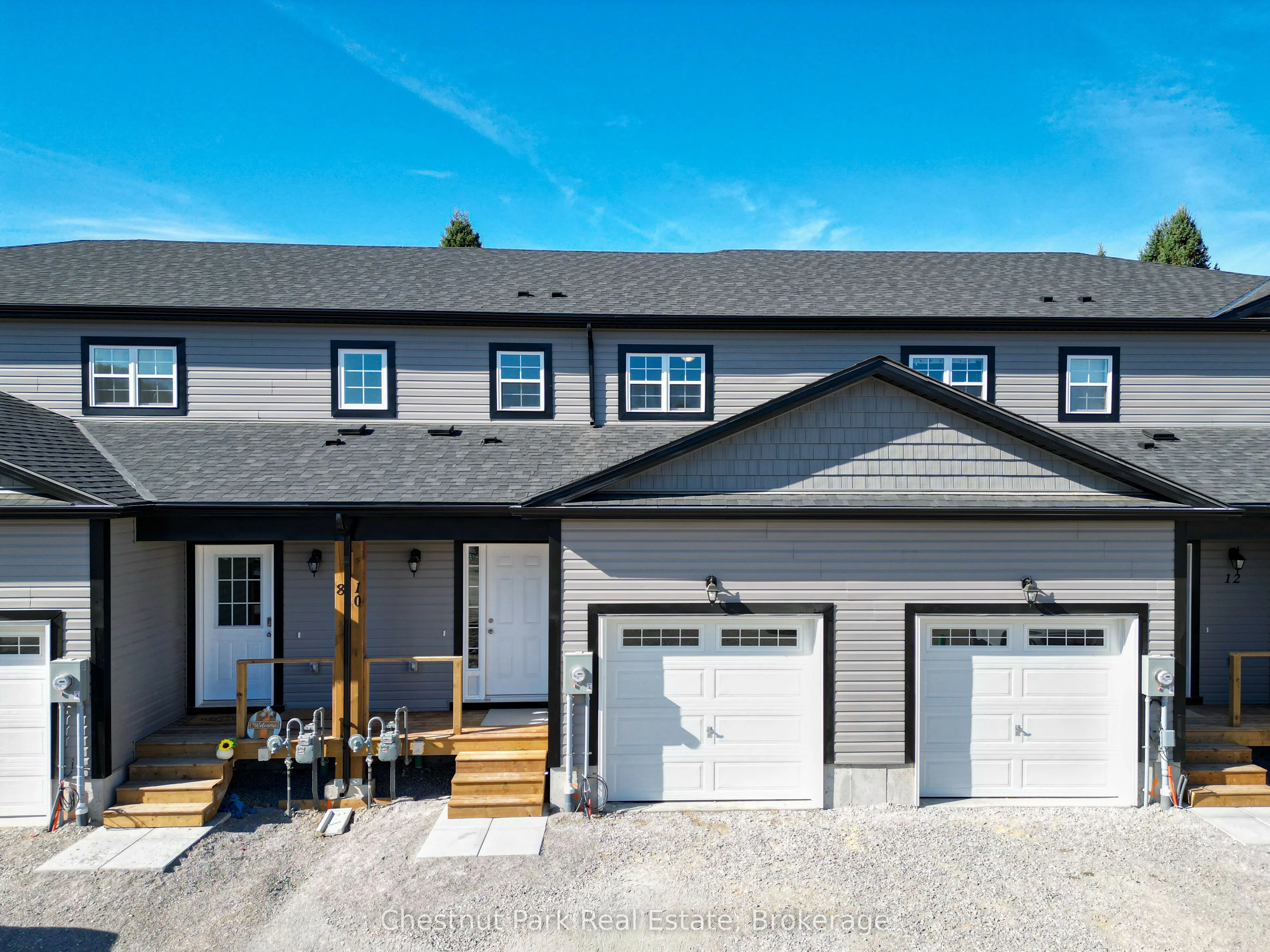 10 McConnell Crescent