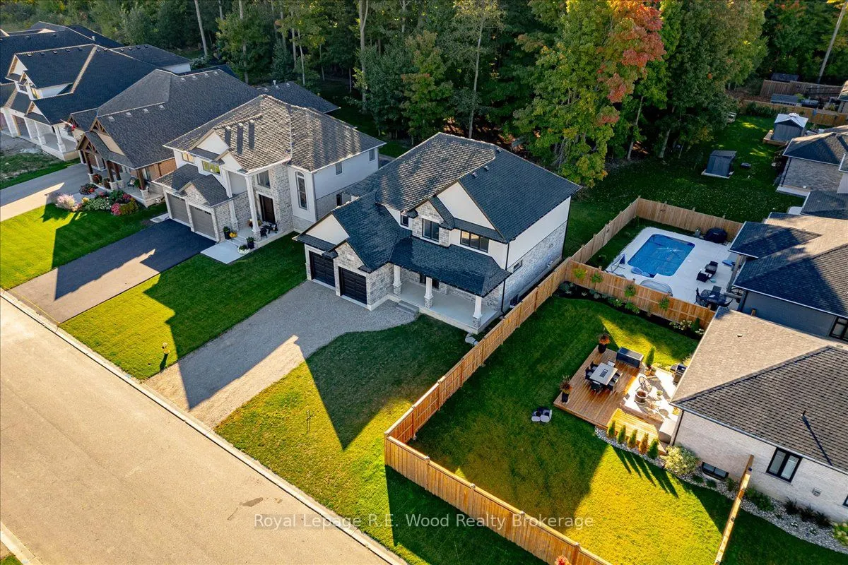 61 Sunview Drive