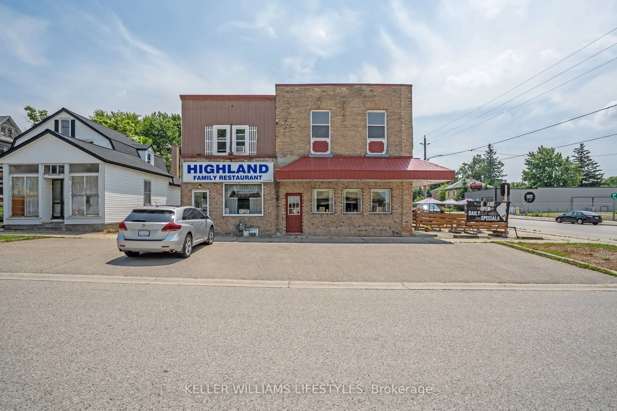 103 Commissioner Street