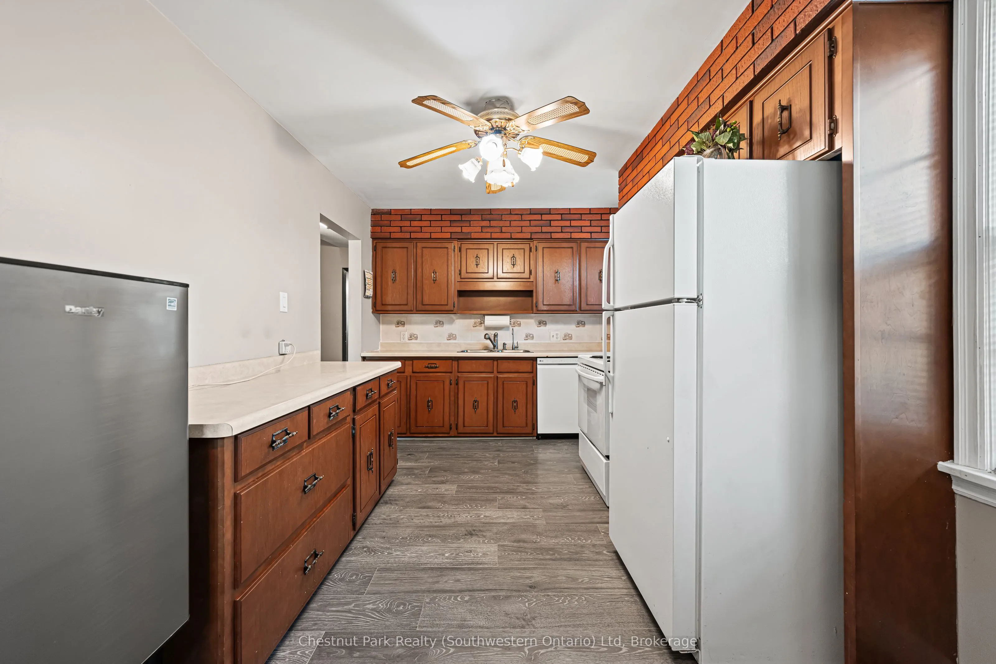 29 Ridgewood Avenue