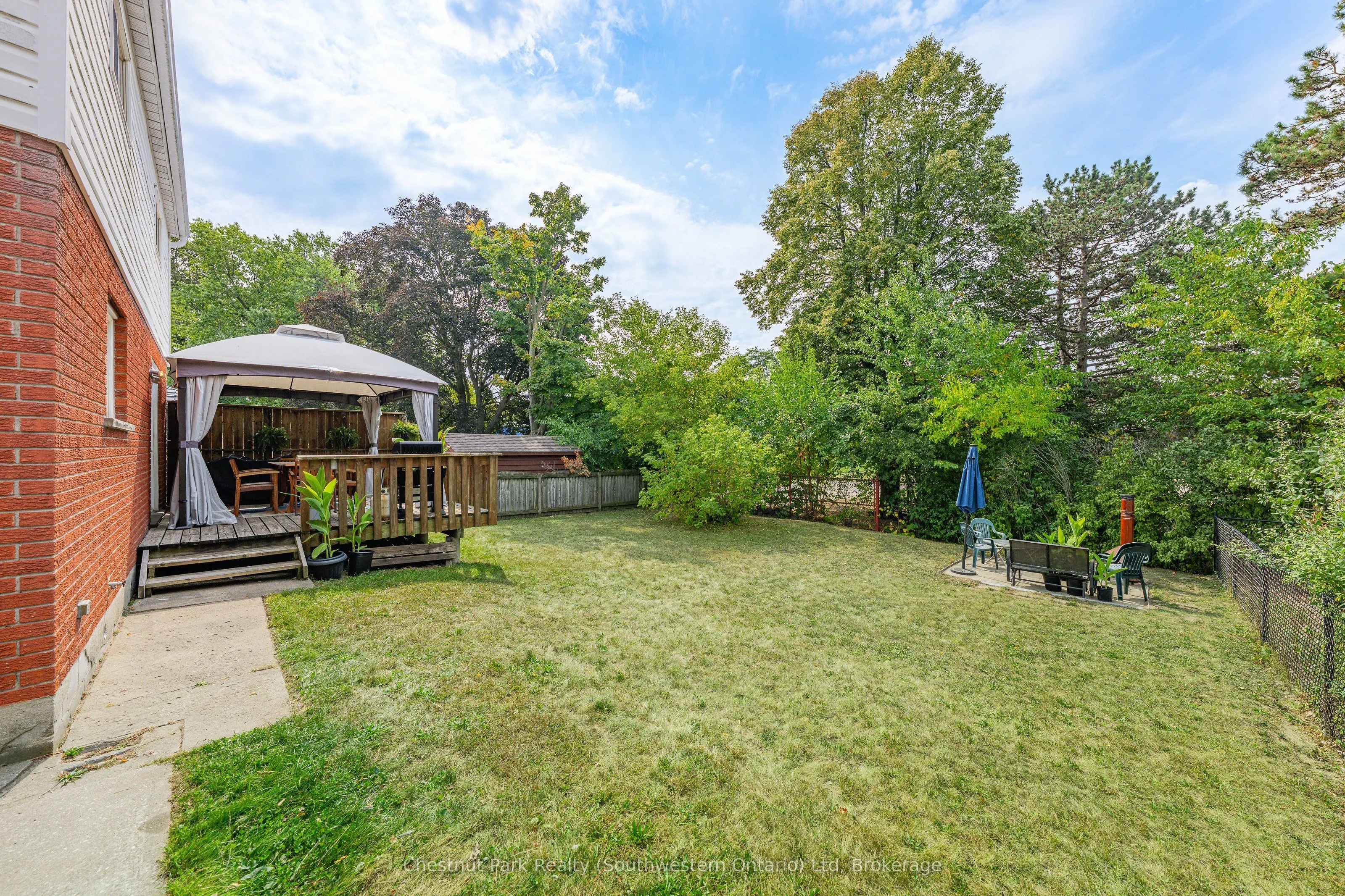 29 Ridgewood Avenue
