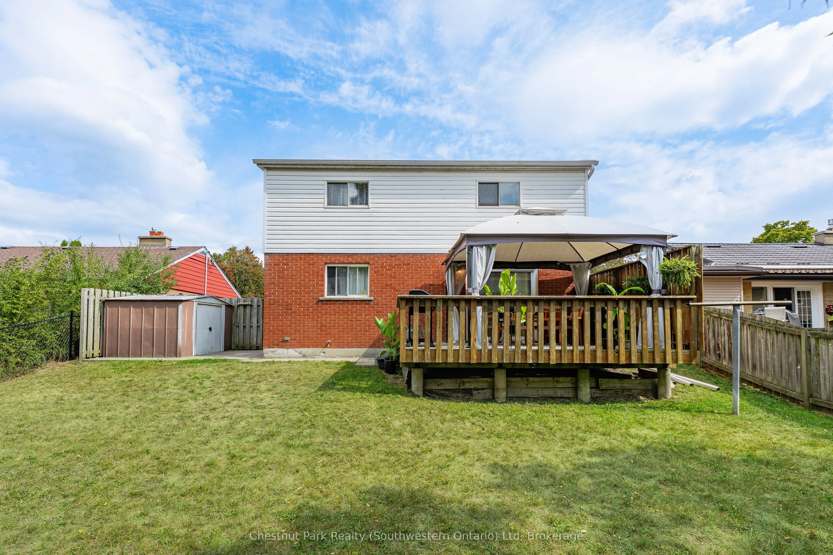 29 Ridgewood Avenue