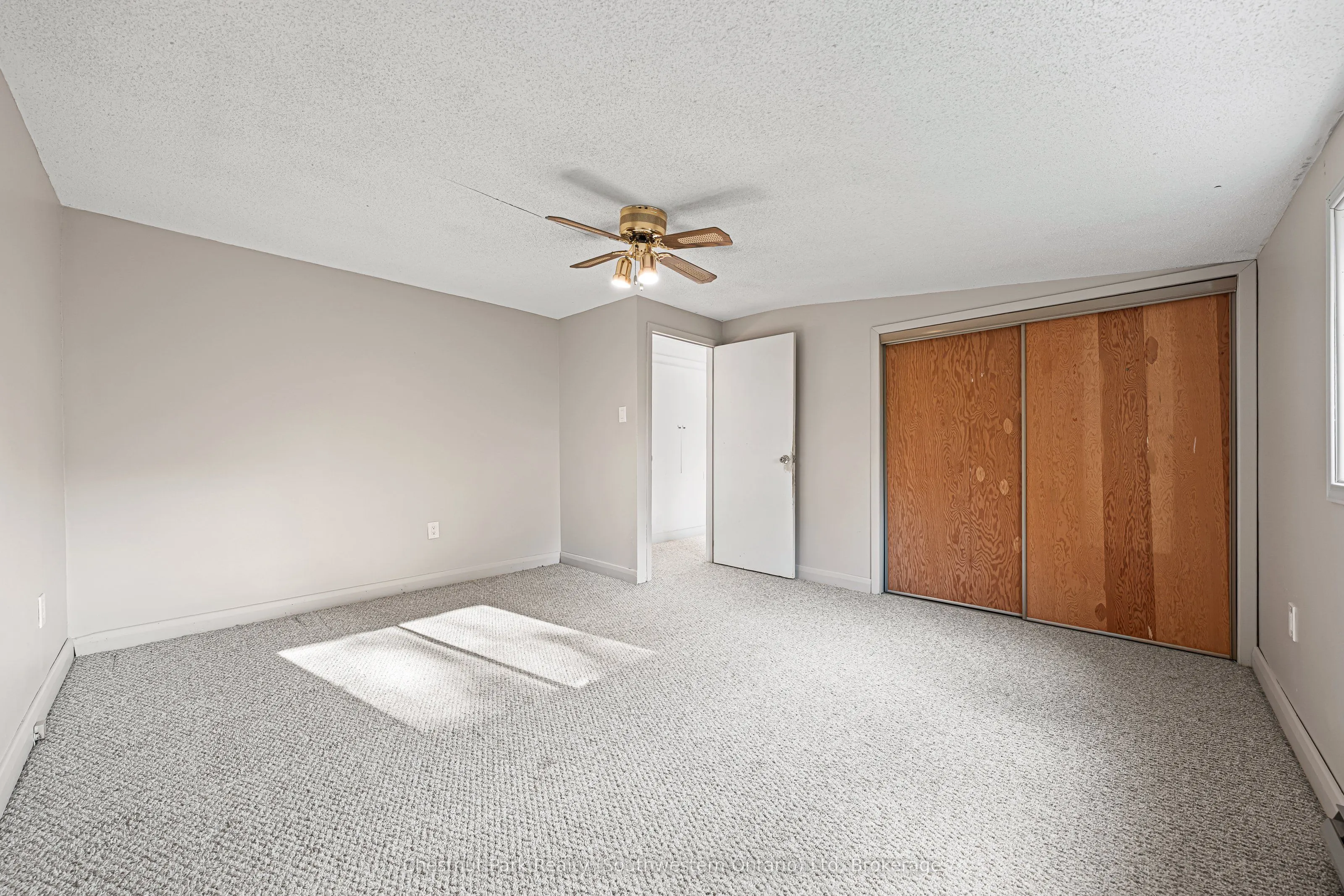 29 Ridgewood Avenue