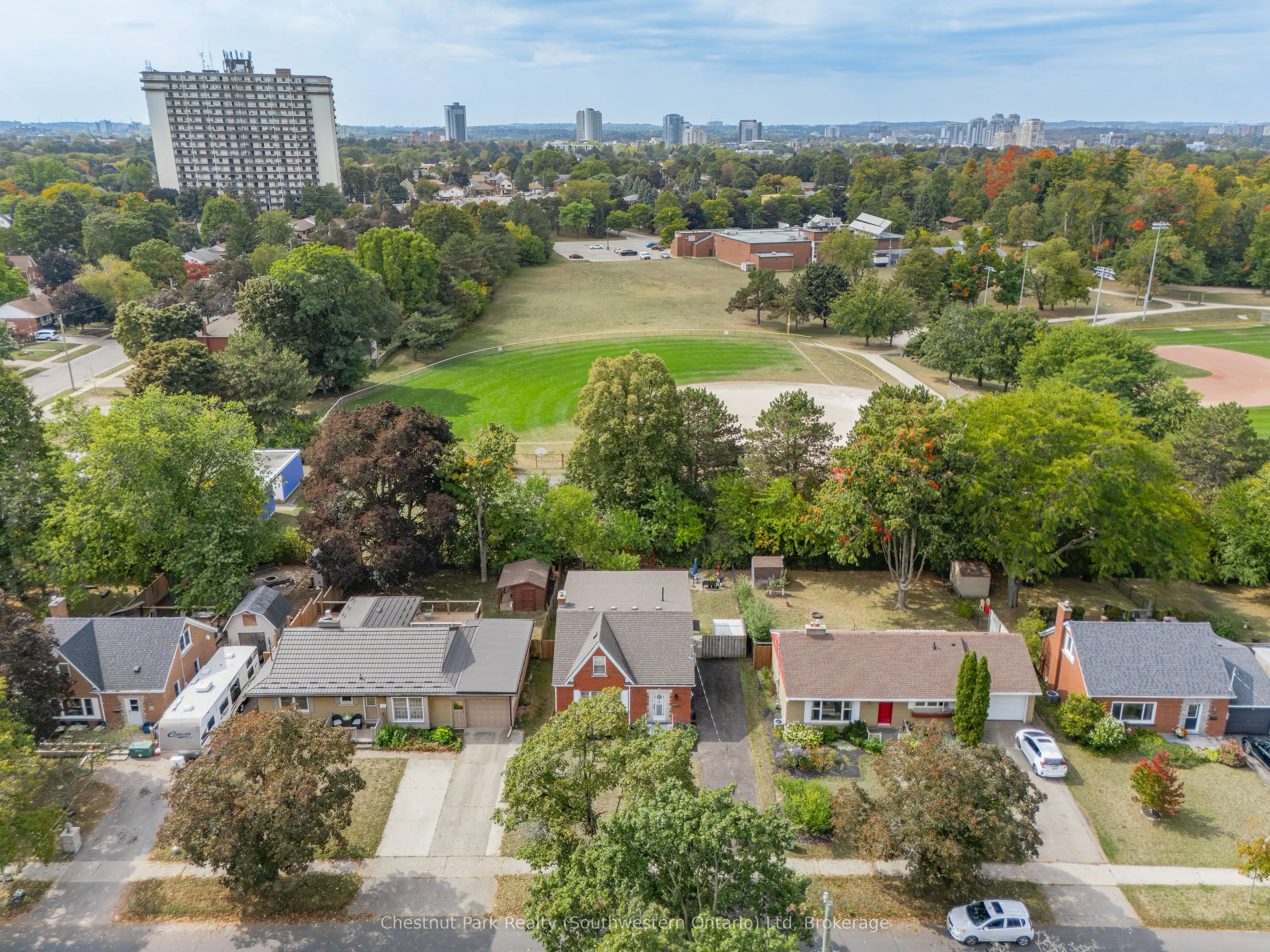 29 Ridgewood Avenue