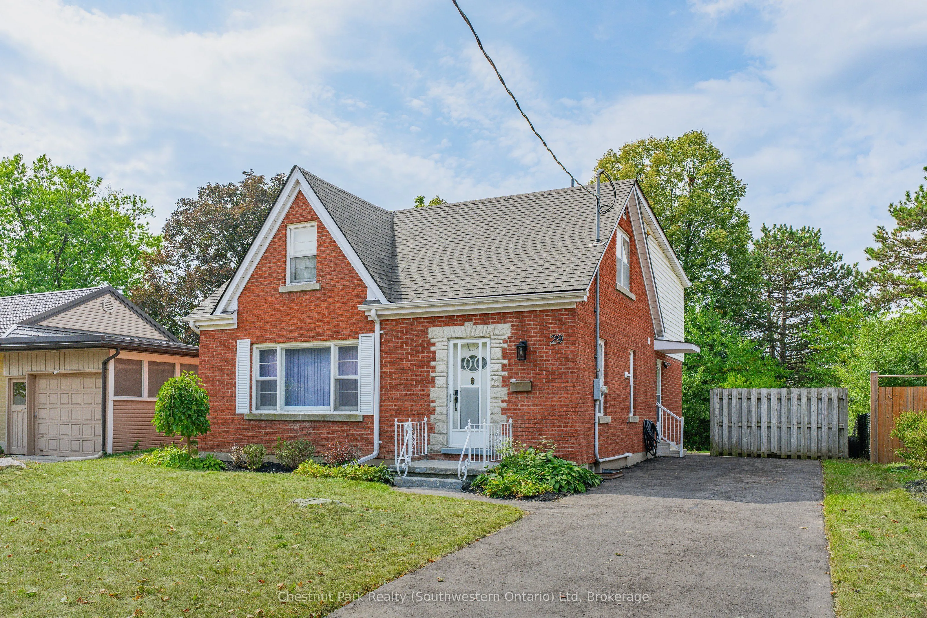 29 Ridgewood Avenue