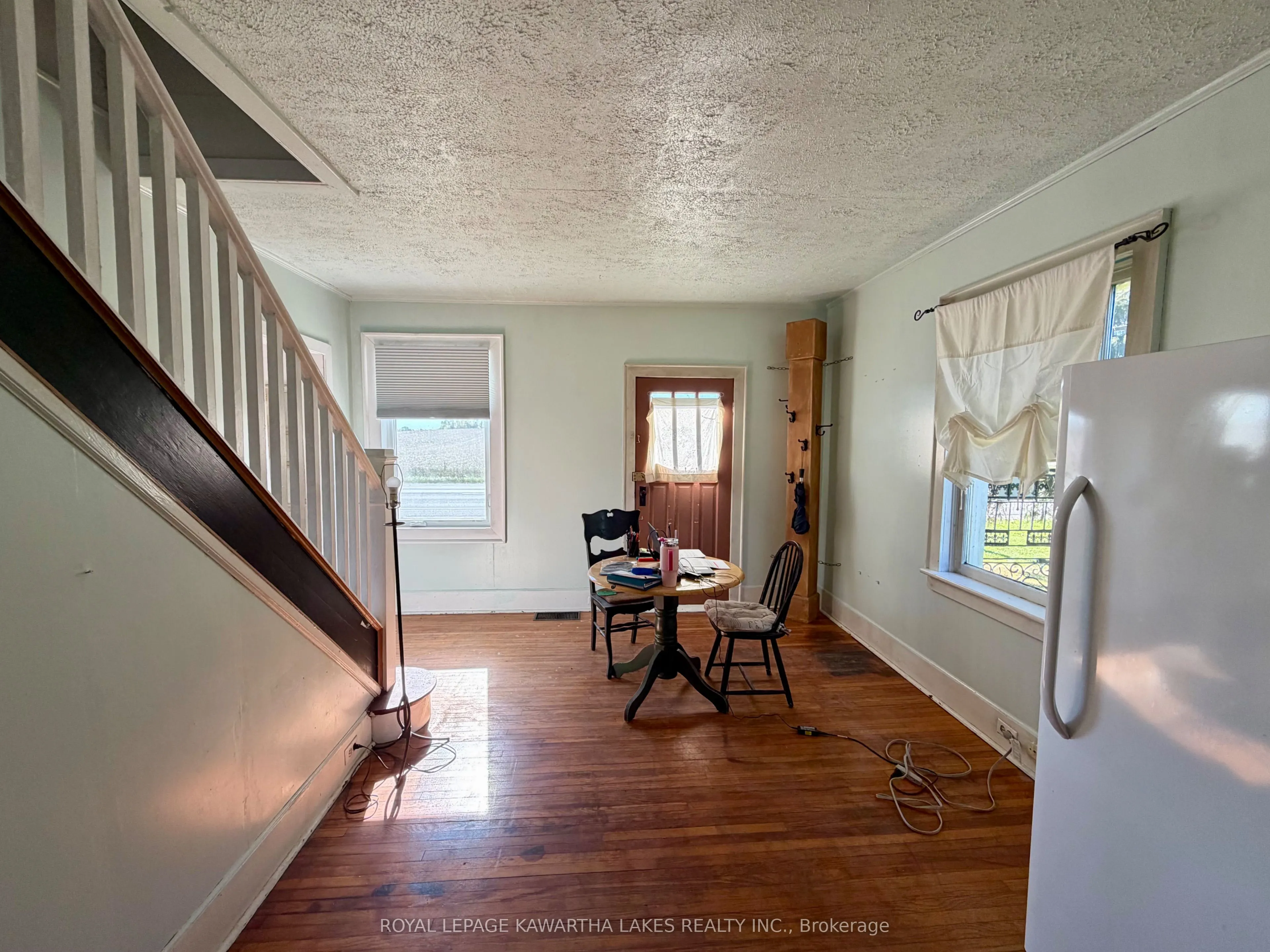 833 Woodville Road