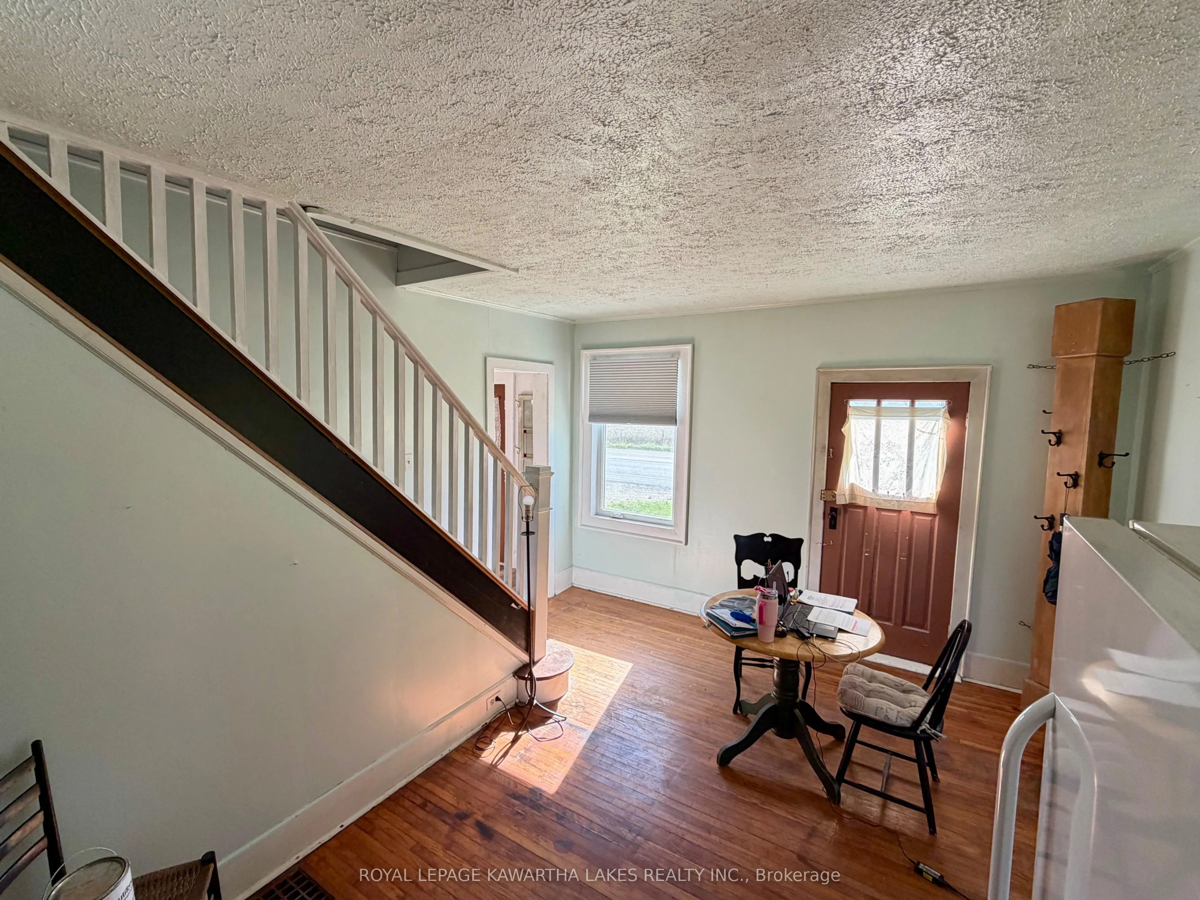 833 Woodville Road