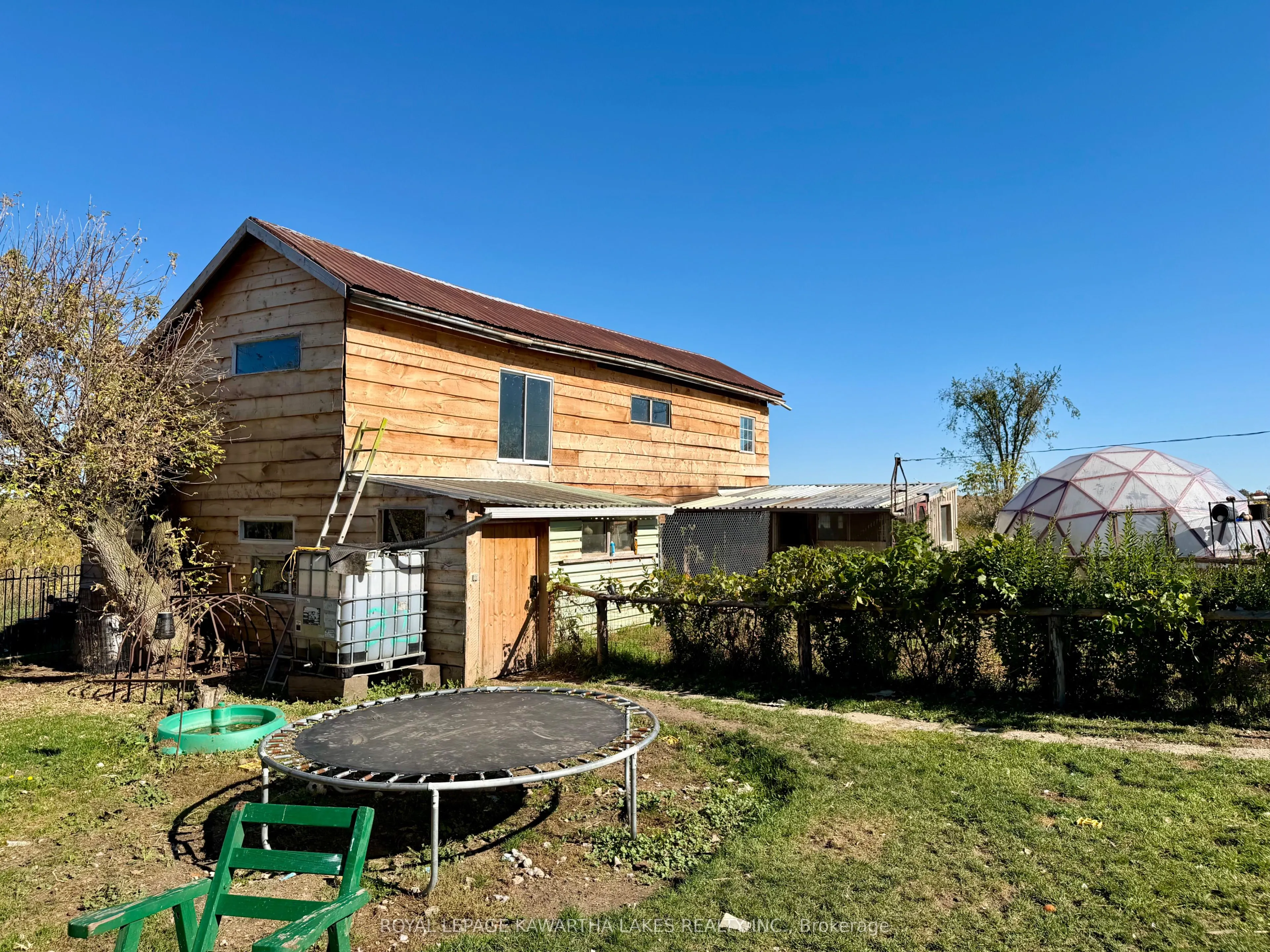 833 Woodville Road