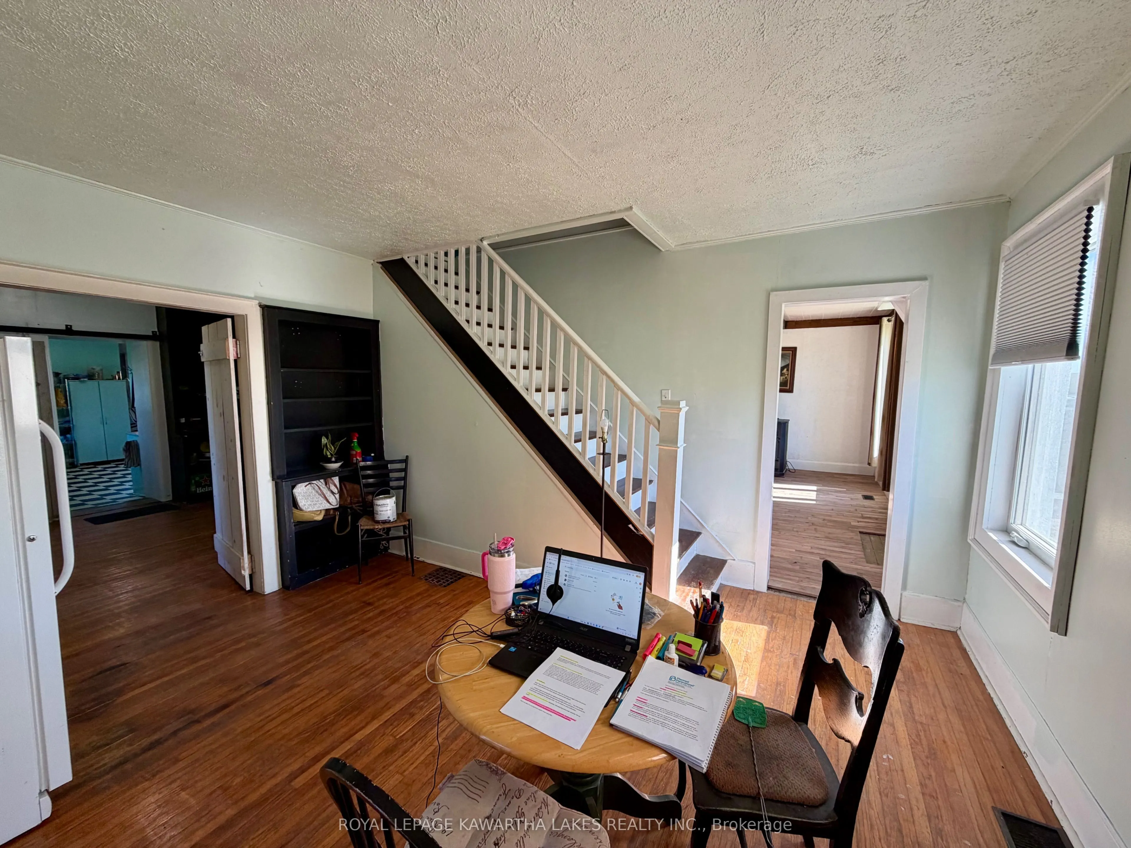 833 Woodville Road