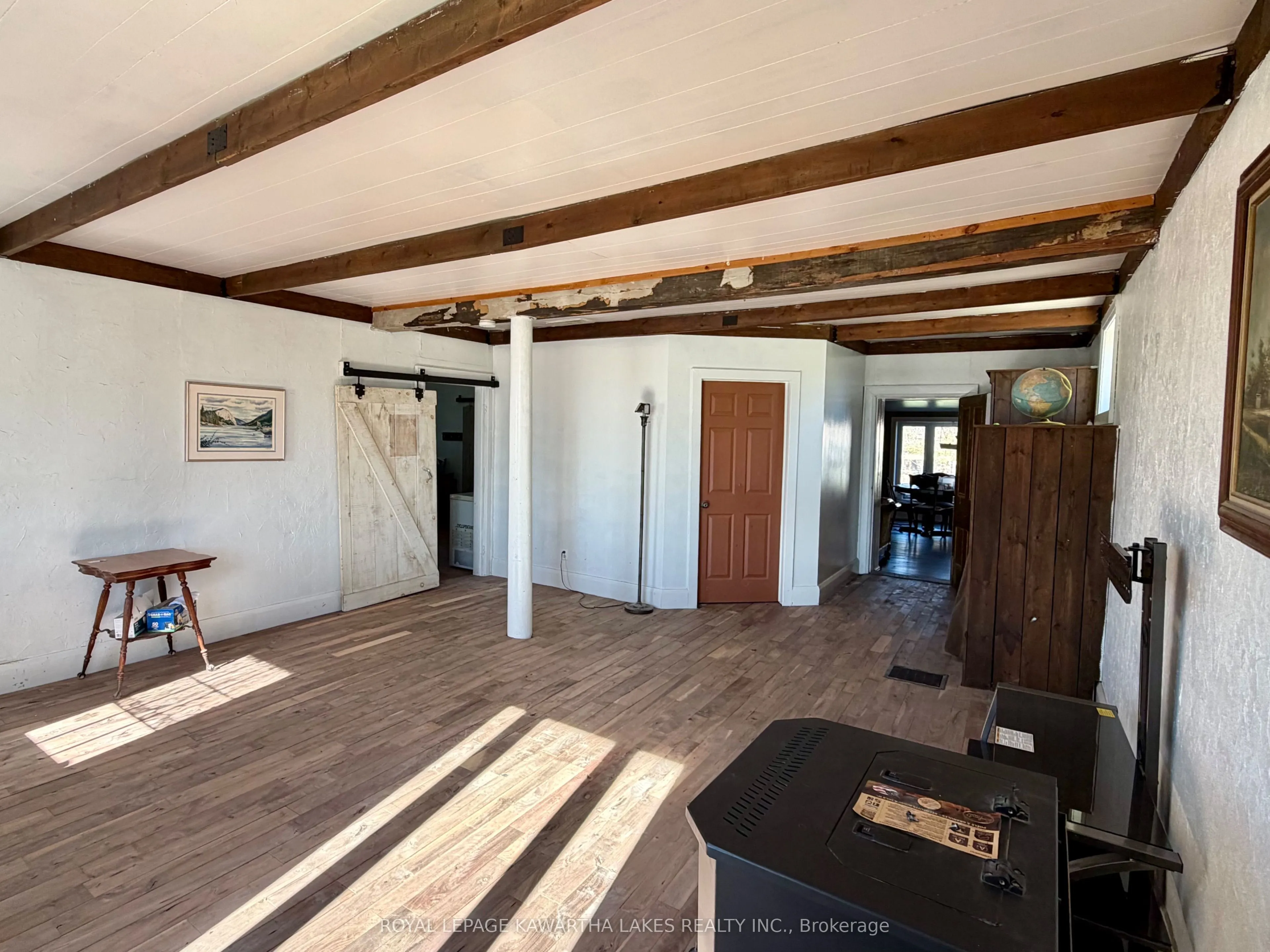 833 Woodville Road