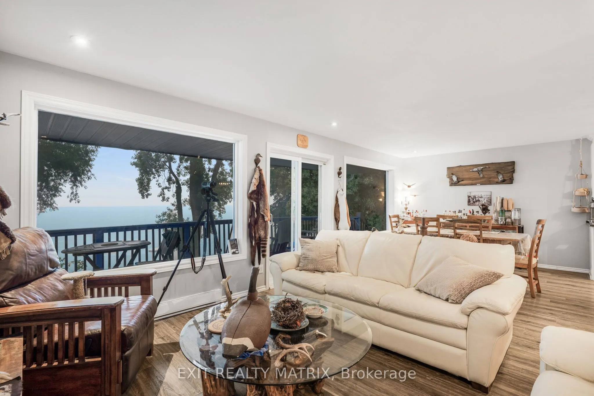922 Lalonde Road