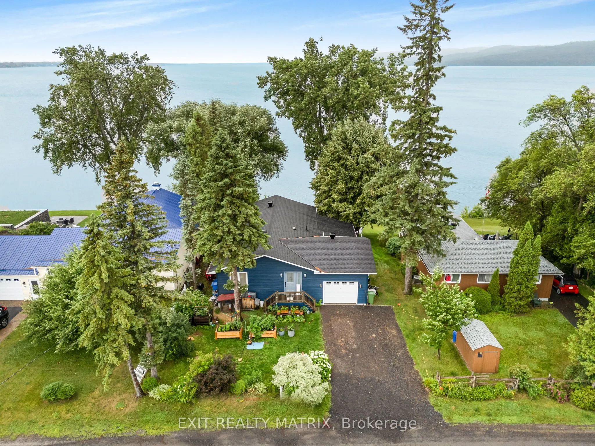 922 Lalonde Road