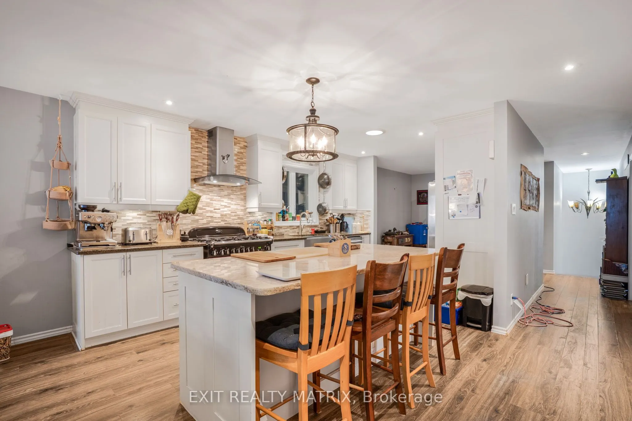 922 Lalonde Road