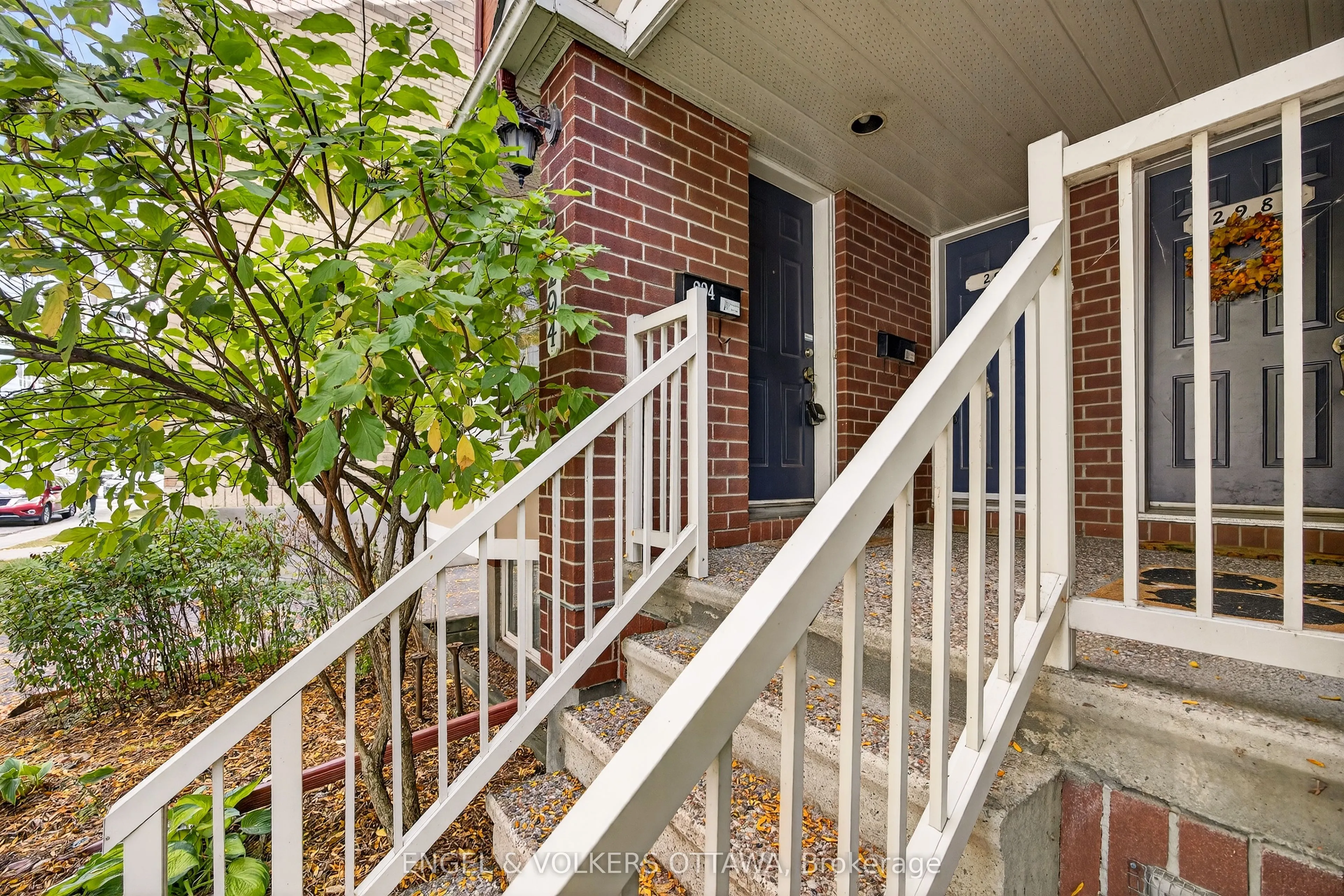 294 Gloucester Street, #294