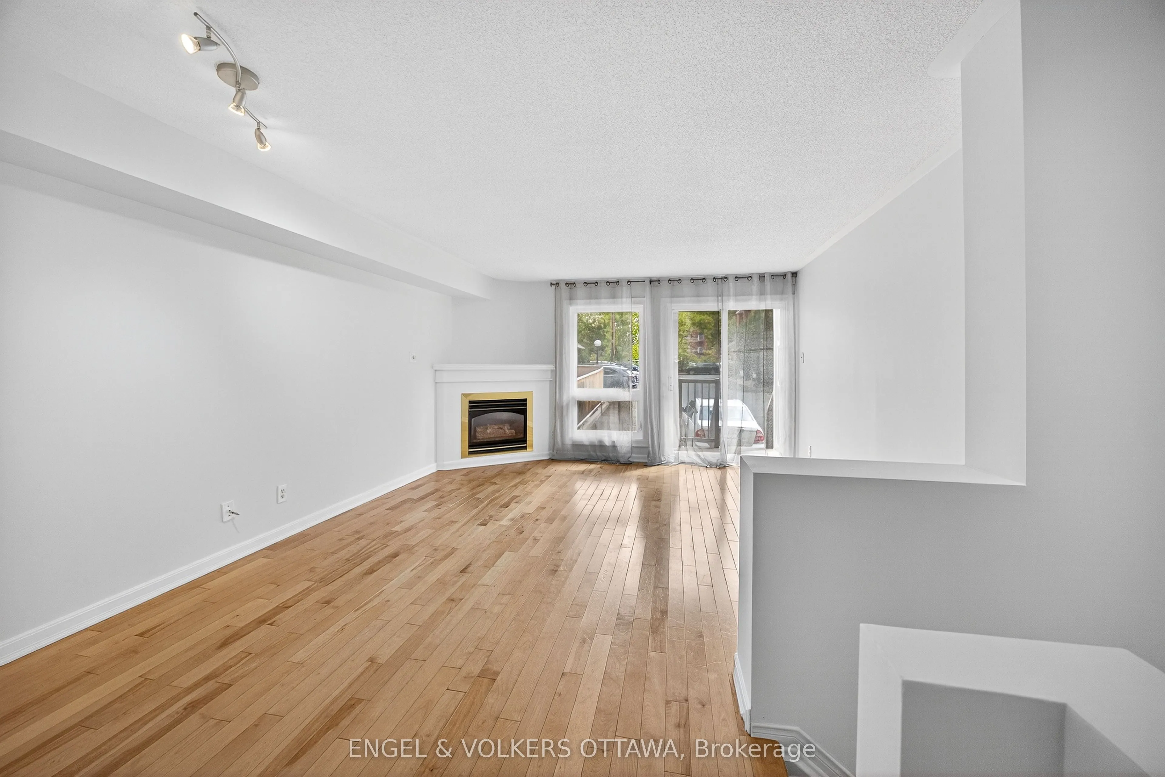 294 Gloucester Street, #294