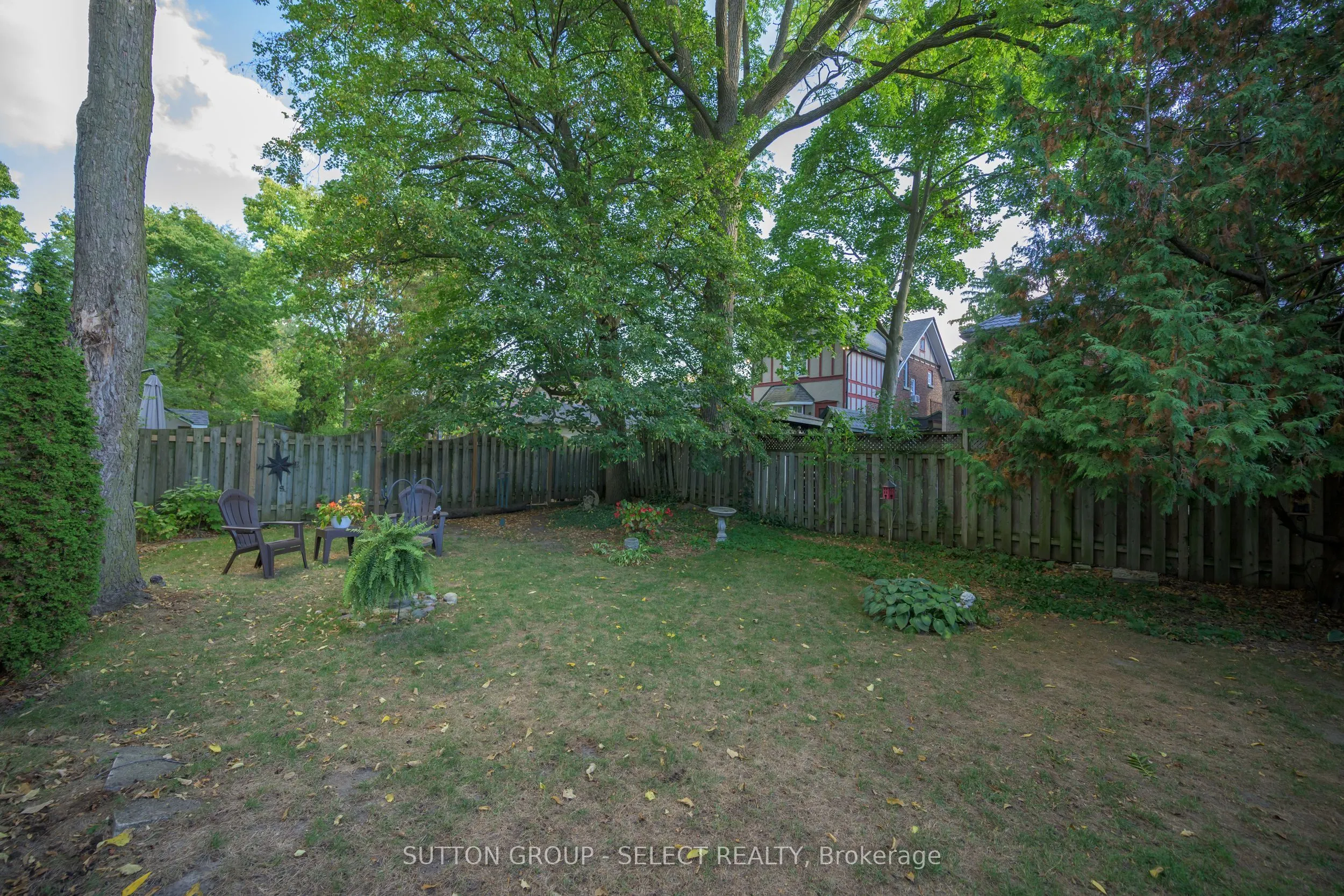 422 CHEAPSIDE Street
