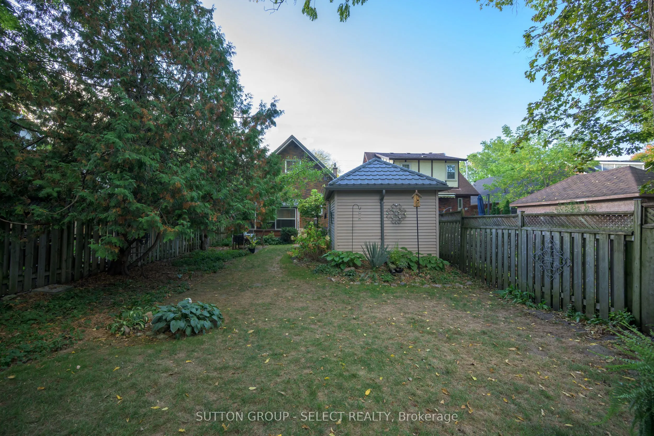 422 CHEAPSIDE Street