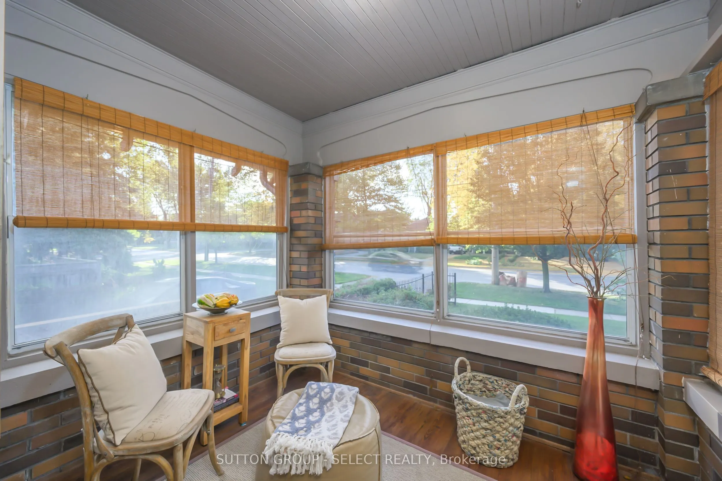 422 CHEAPSIDE Street