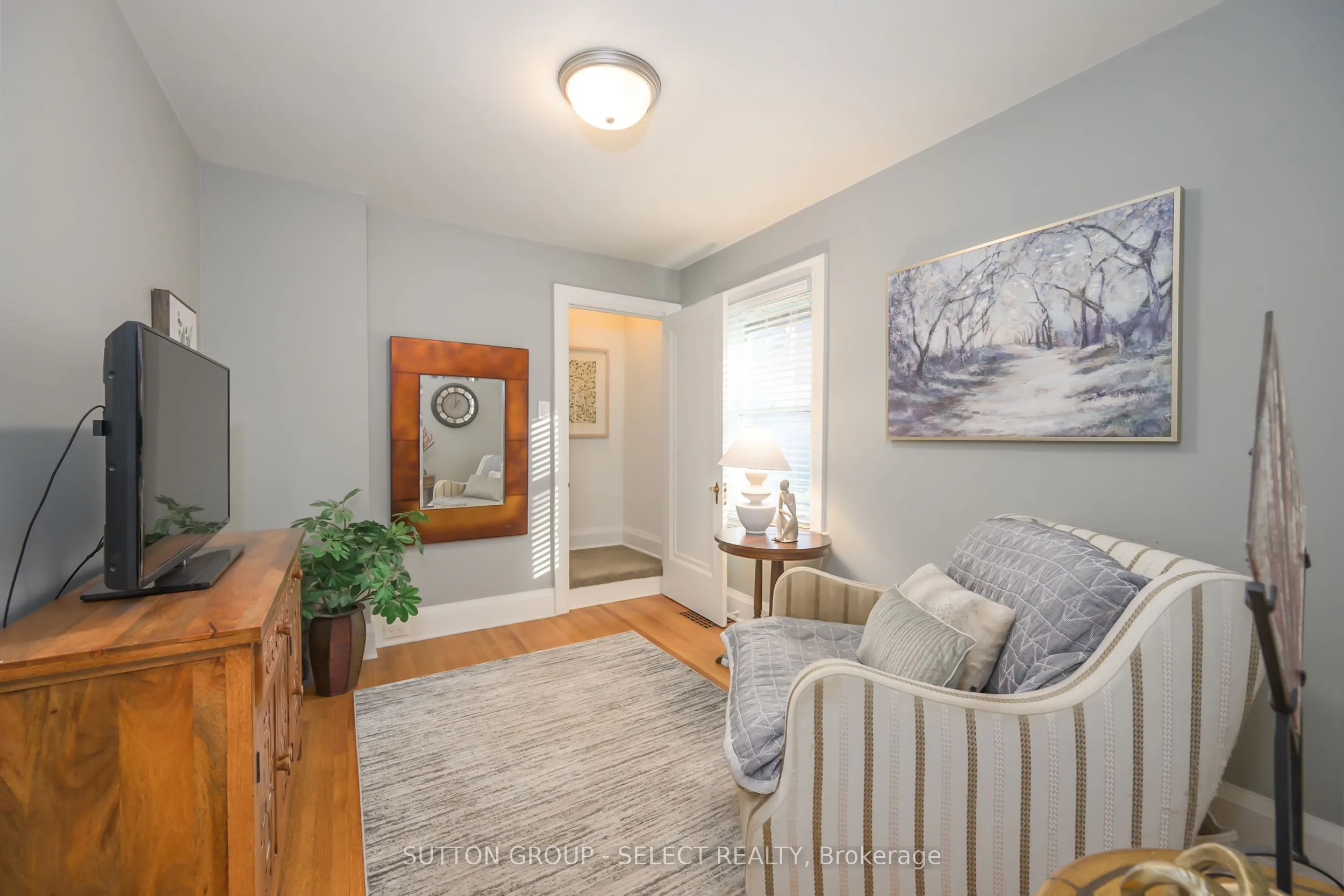 422 CHEAPSIDE Street
