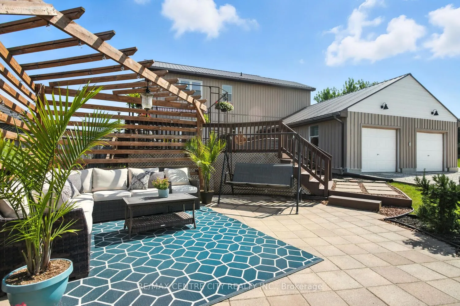 5623 Chriselle Place