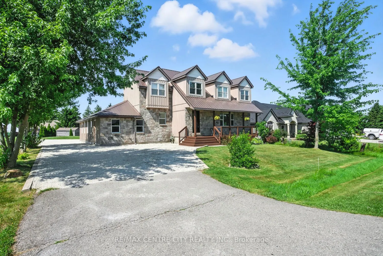 5623 Chriselle Place